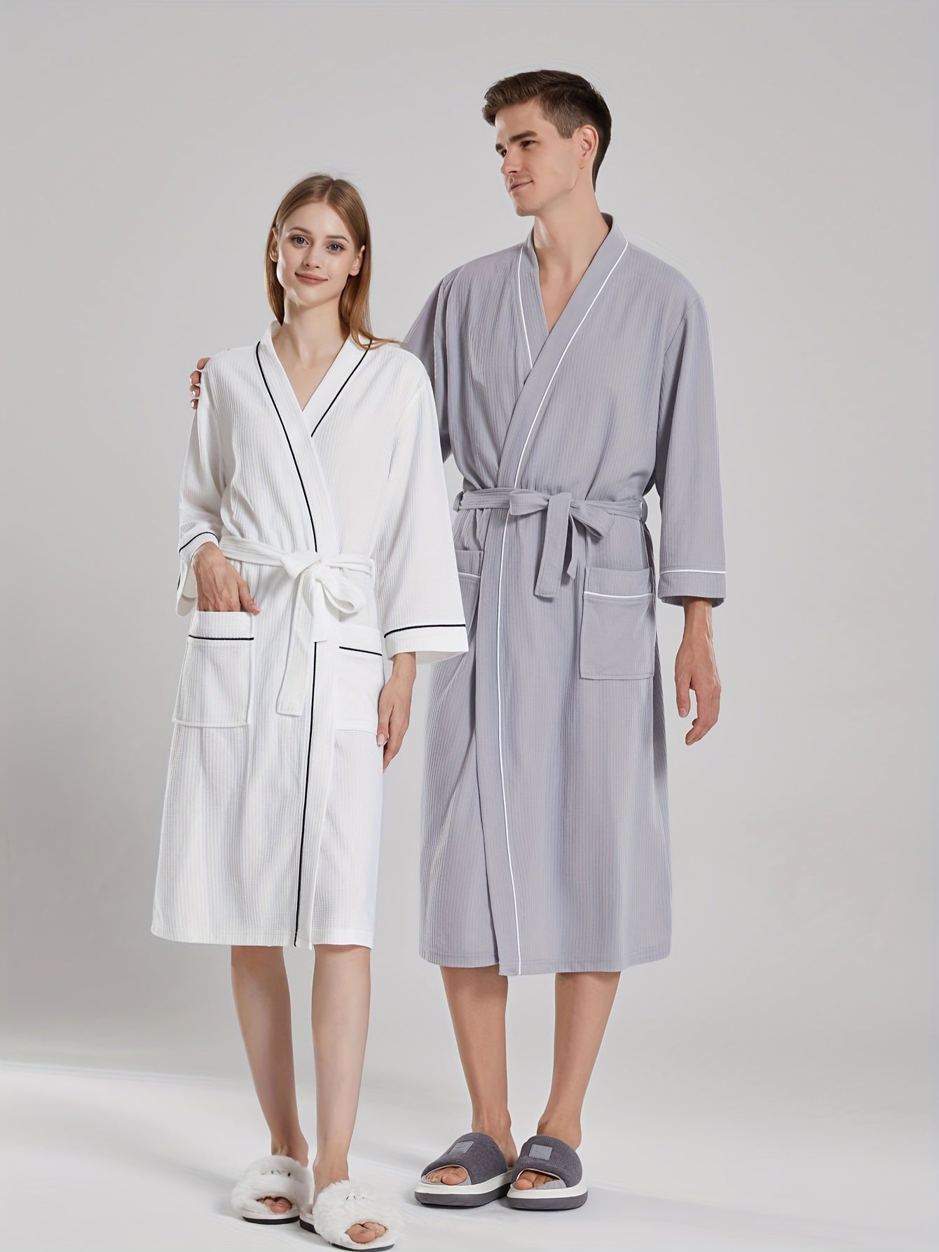 Unisex Japanese-Style Waffle Weave Bathrobe with Pockets and Belt for All-Season Comfort
