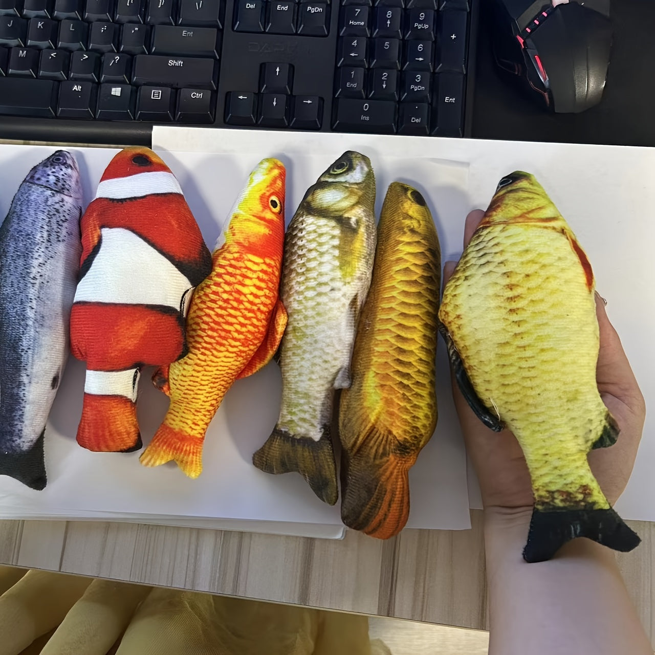 Cute Fish Plush Cat and Dog Teaser Toy for Interactive Play