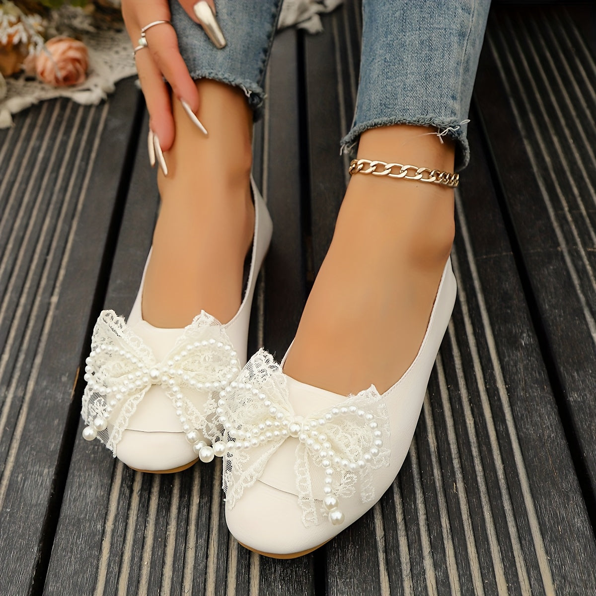 Женские белые балетки из искусственной кожи на slip-on с украшением в виде банта