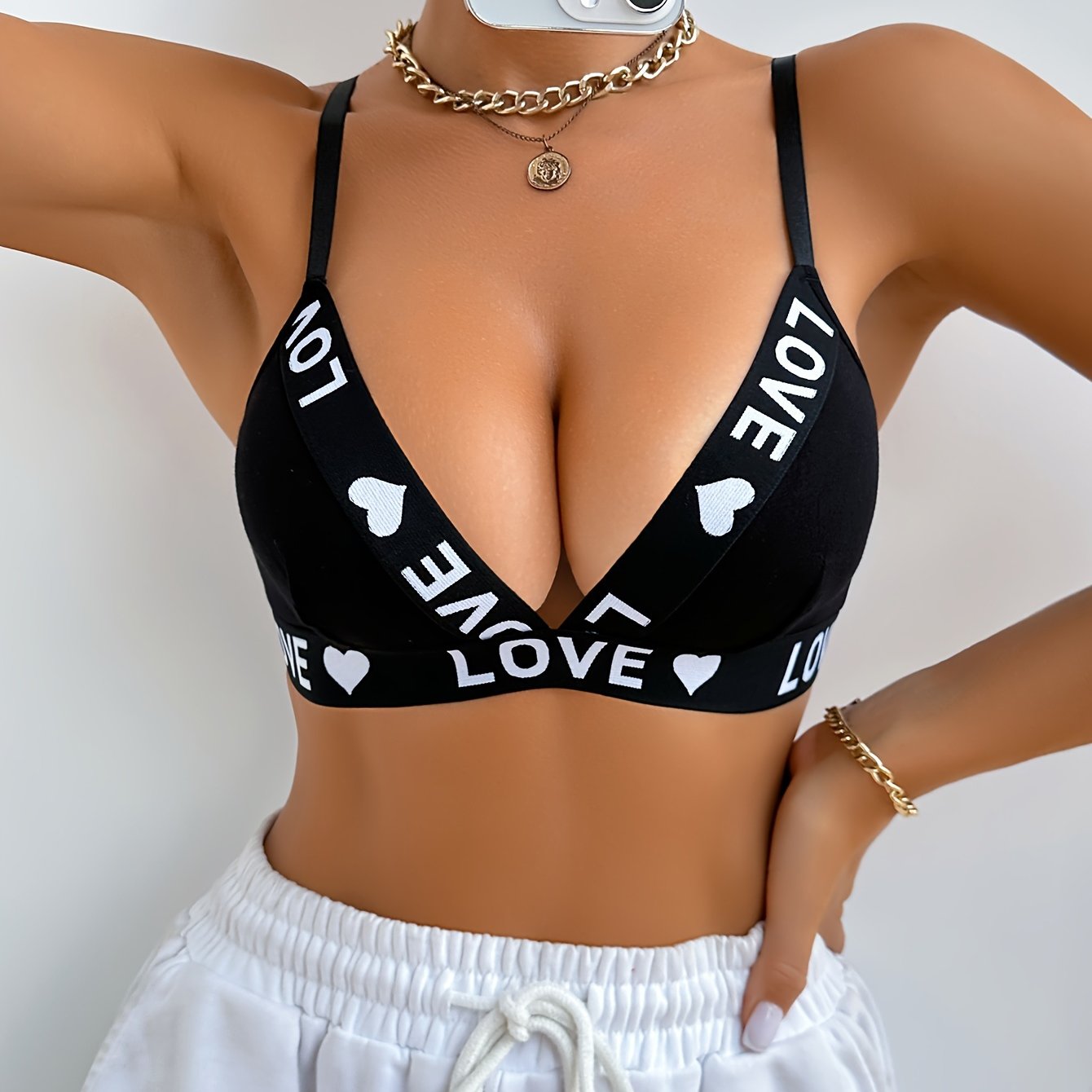 Взрослый повседневный бюстгальтер с сексуальным дизайном панелей с алфавитом, изготовленный из полиэстера и эластана, без косточек и без подкладки, с легкой поддержкой.