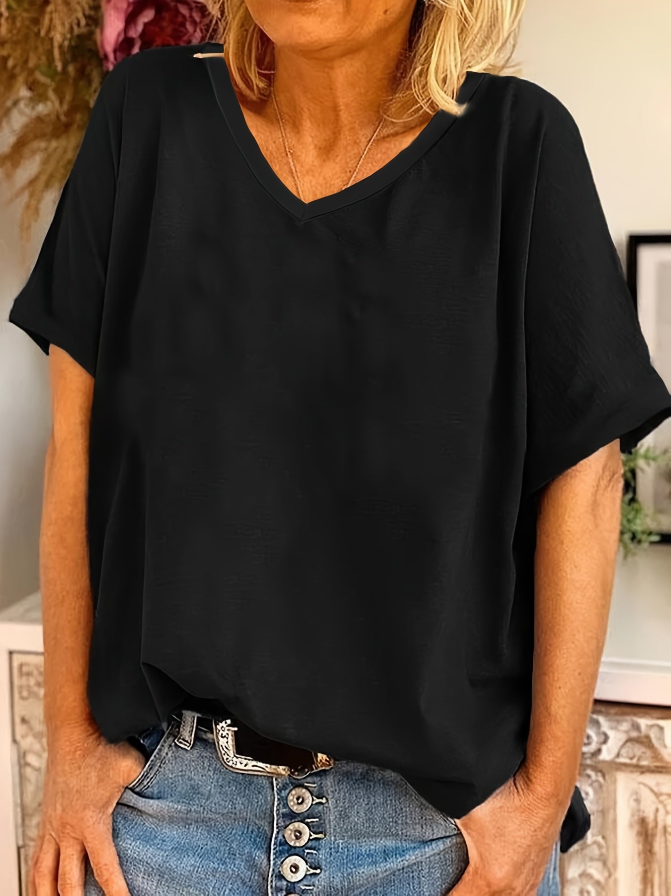 Plus Size Women's V-Neck T-Shirt Casual Short Sleeve Lightweight Breathable