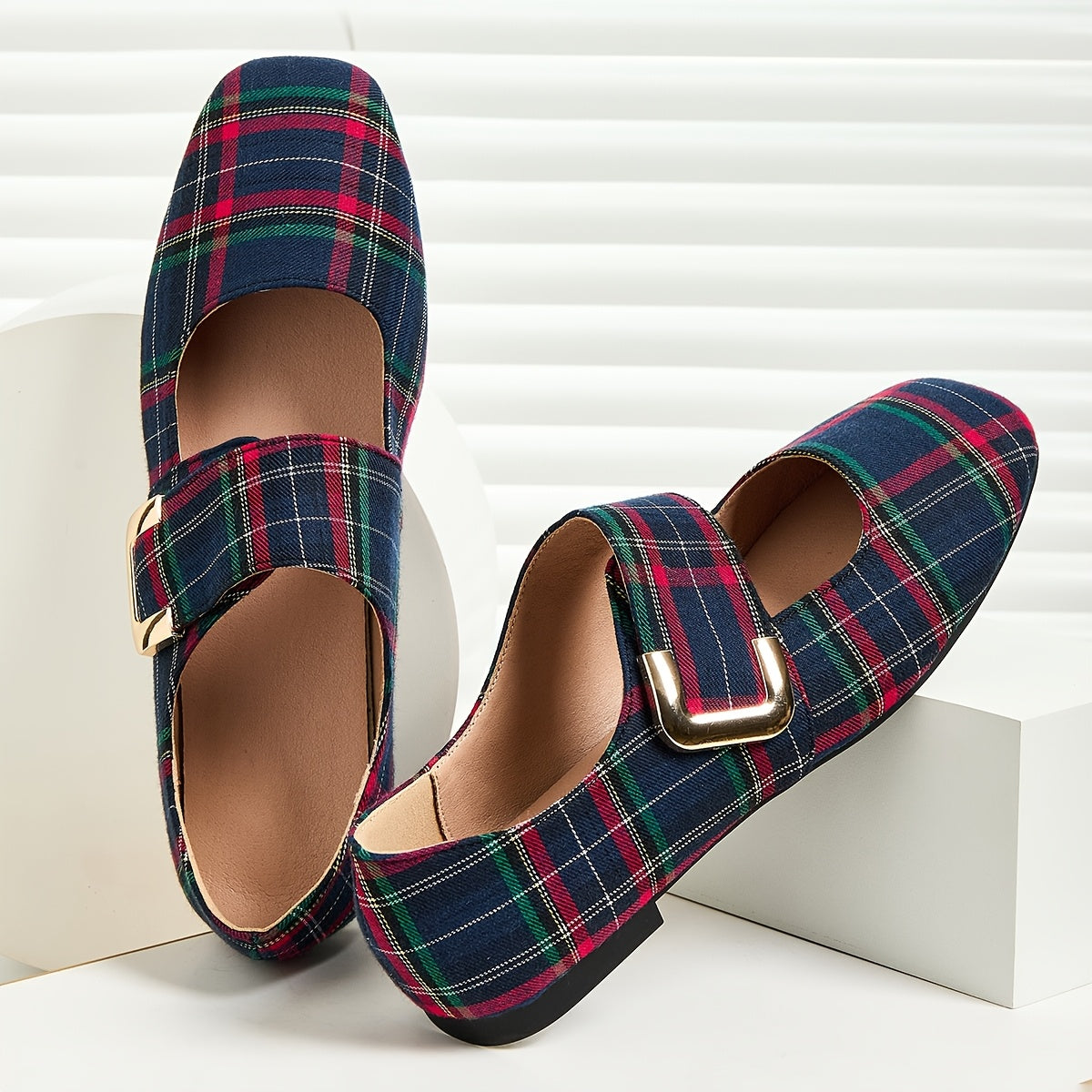 Women Red Plaid Flat Shoes with Strap for All Seasons