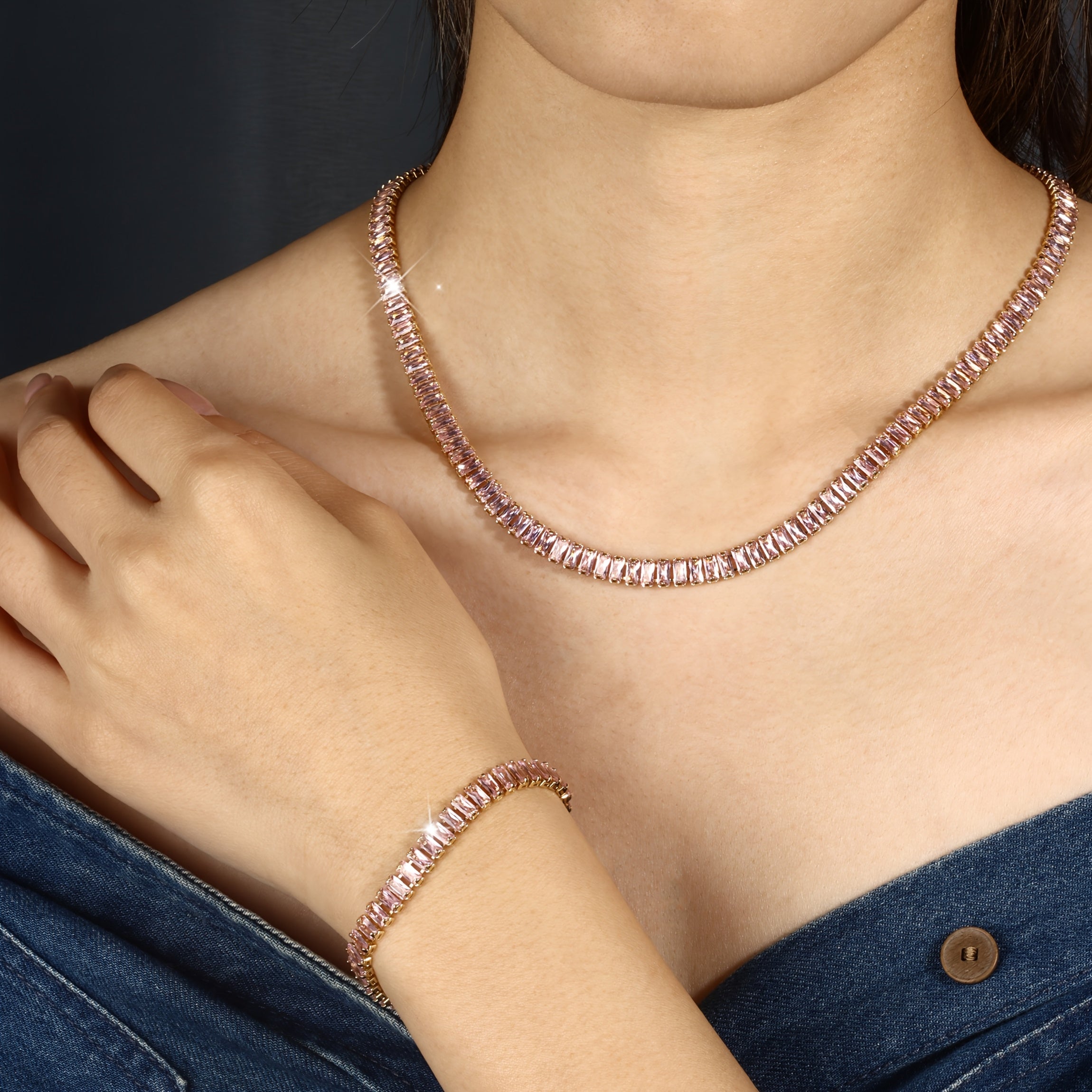 Ayollar uchun 18K oltin bilan qoplangan mis tennis bilagi va bilakuzuk to'plami, rang-barang kubik zirkoniy bilan