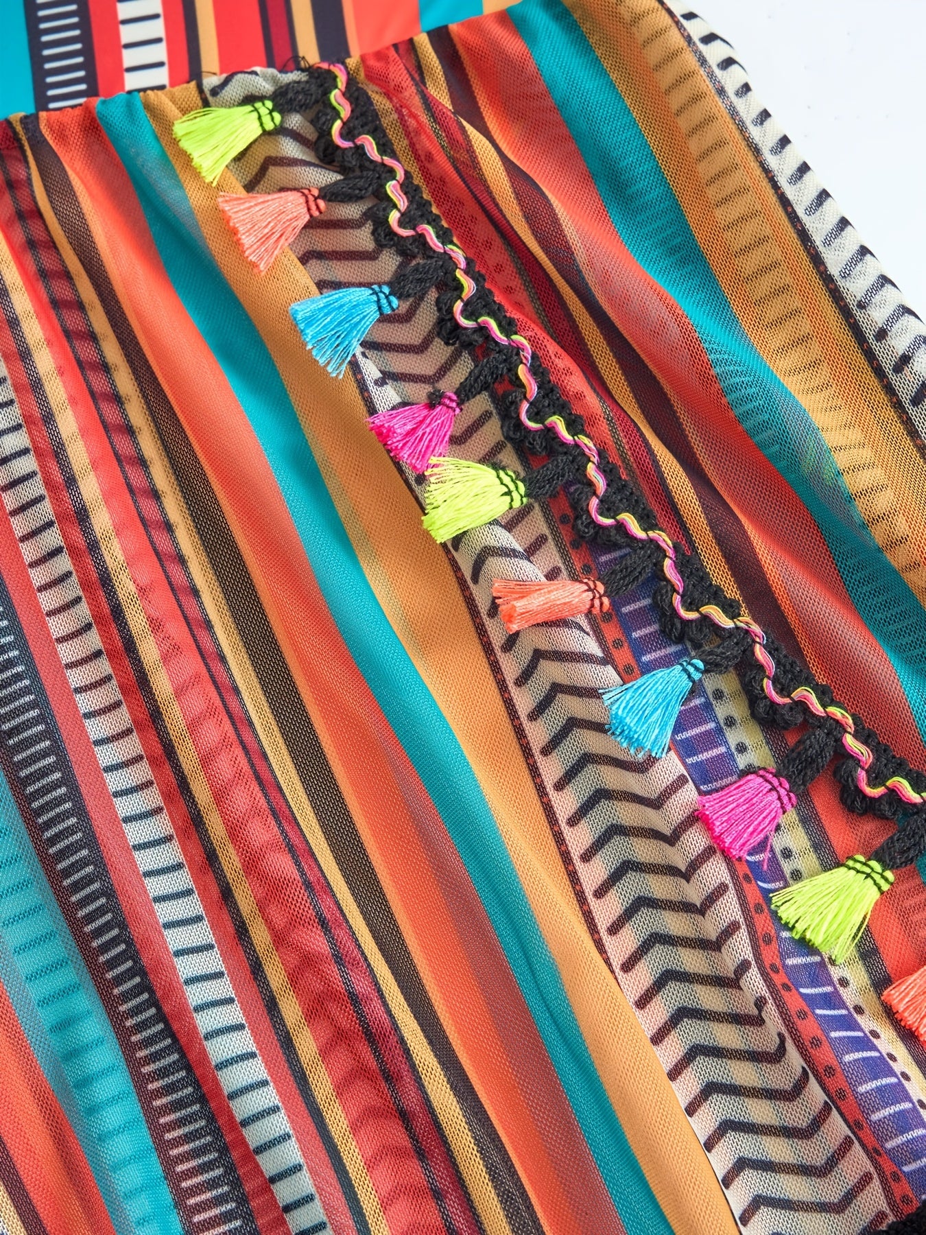 Set of 4 Geometric Pattern Swimsuits for Women with Crew Neck, Removable Chest Pads and Medium Stretch Polyester Fabric