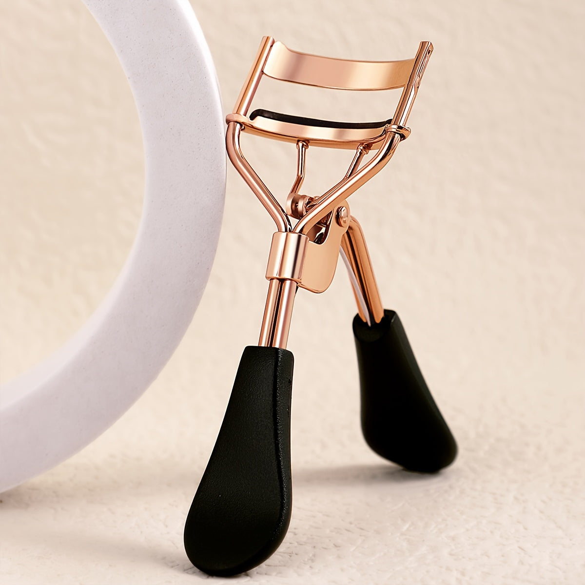 Women's Stainless Steel Portable Eyelash Curler for Perfect Curls