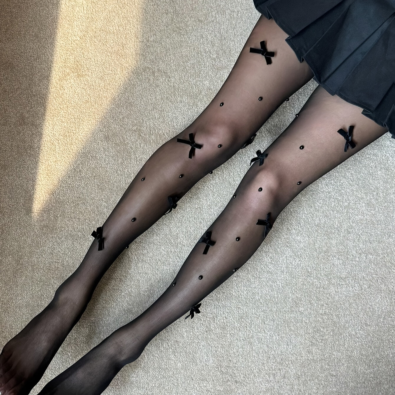 Women's Black Sheer Pantyhose with Bow and Pearl Accents High-Waisted Spring Autumn