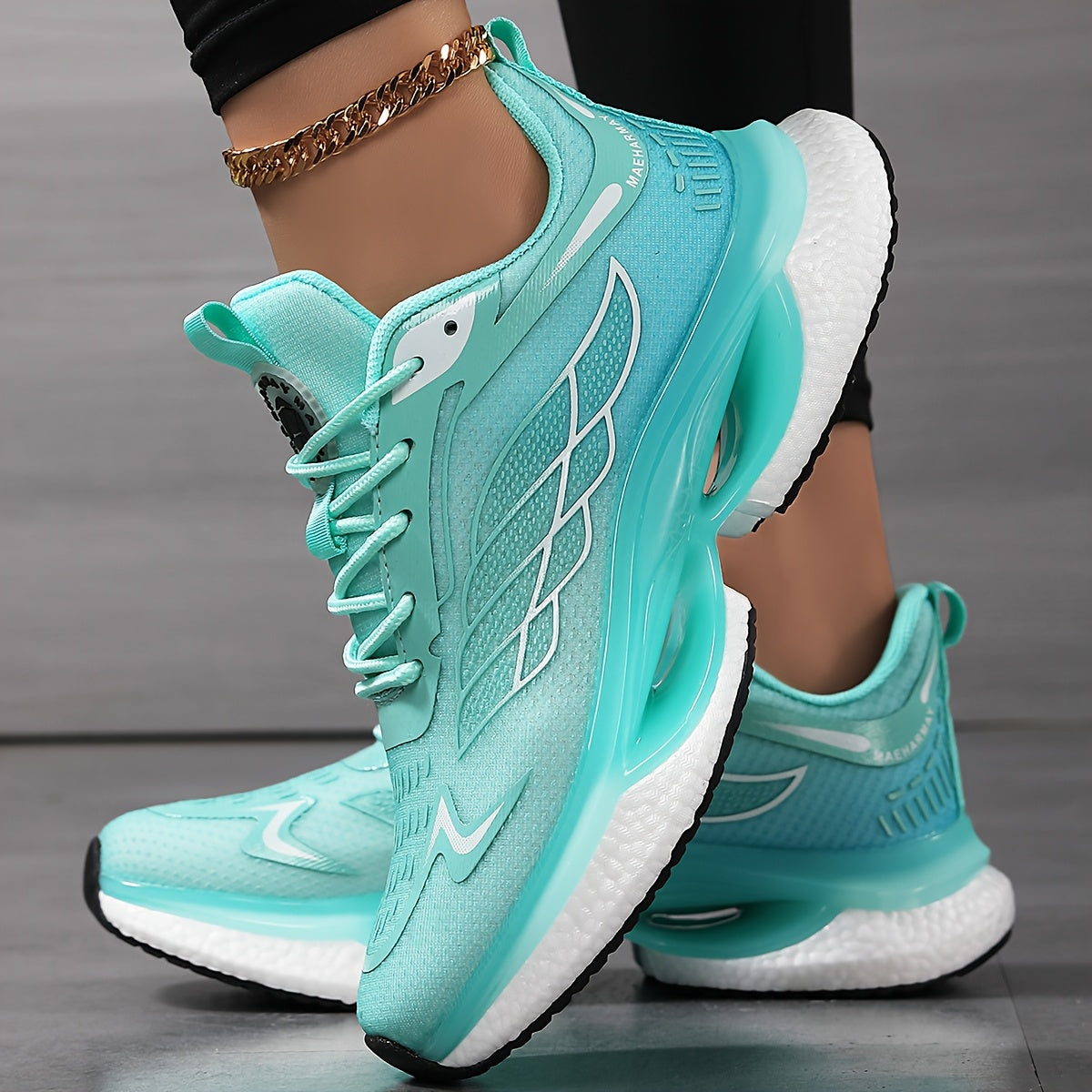 Women’s Mesh Sneakers Breathable Casual Athletic Shoes Lace-Up