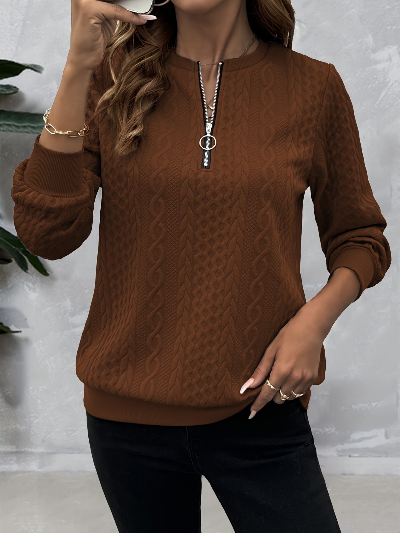 Women's Textured Solid Zip Crew Sweatshirt Fall Winter Polyester Knit Crew Neck