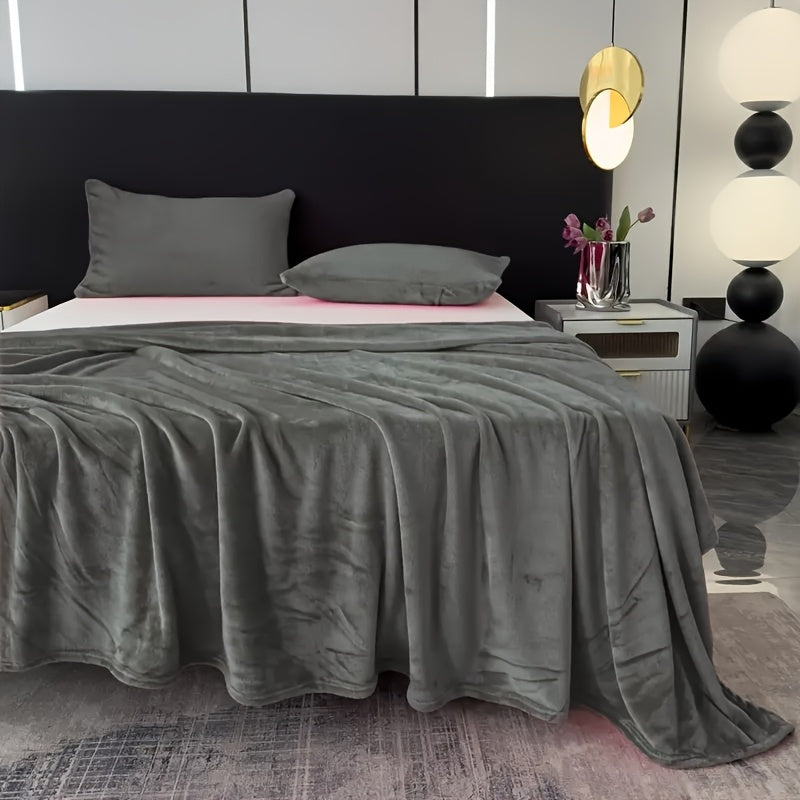 220gsm Polyester Fleece Throw Blanket Lightweight Warm Couch Bed Office