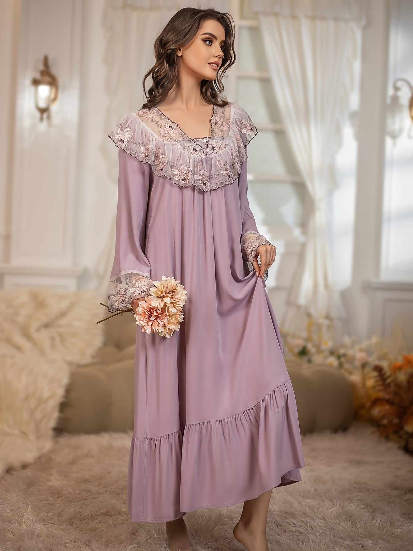 Ayollar uchun kattaroq o'lchamli gulliy naqshli tikilgan ruffle uzun qollu maxi kechki kiyimi