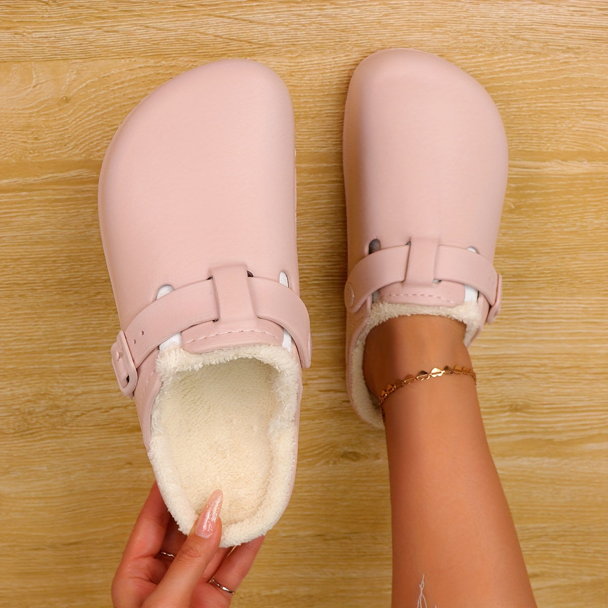 Women's Fluffy Solid Color Clogs with Thick Sole and Plush Lining