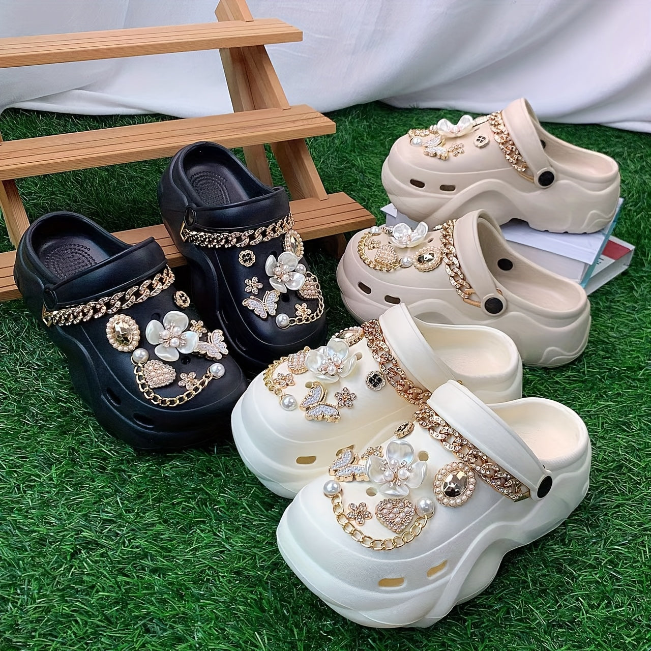 Women's EVA Slip-On Shoes Summer Casual With Flower and Rhinestone Details