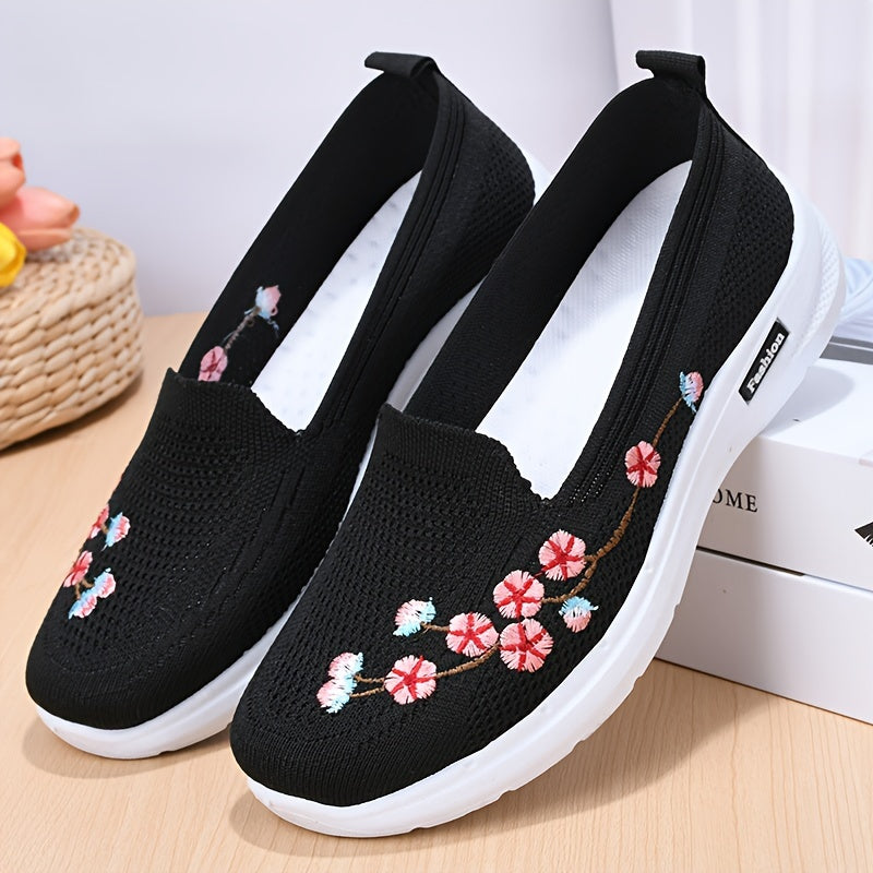 Women's Casual Knitted Shoes Spring Slip-On Round Toe Fabric Sneakers for Outdoor and Daily Wear