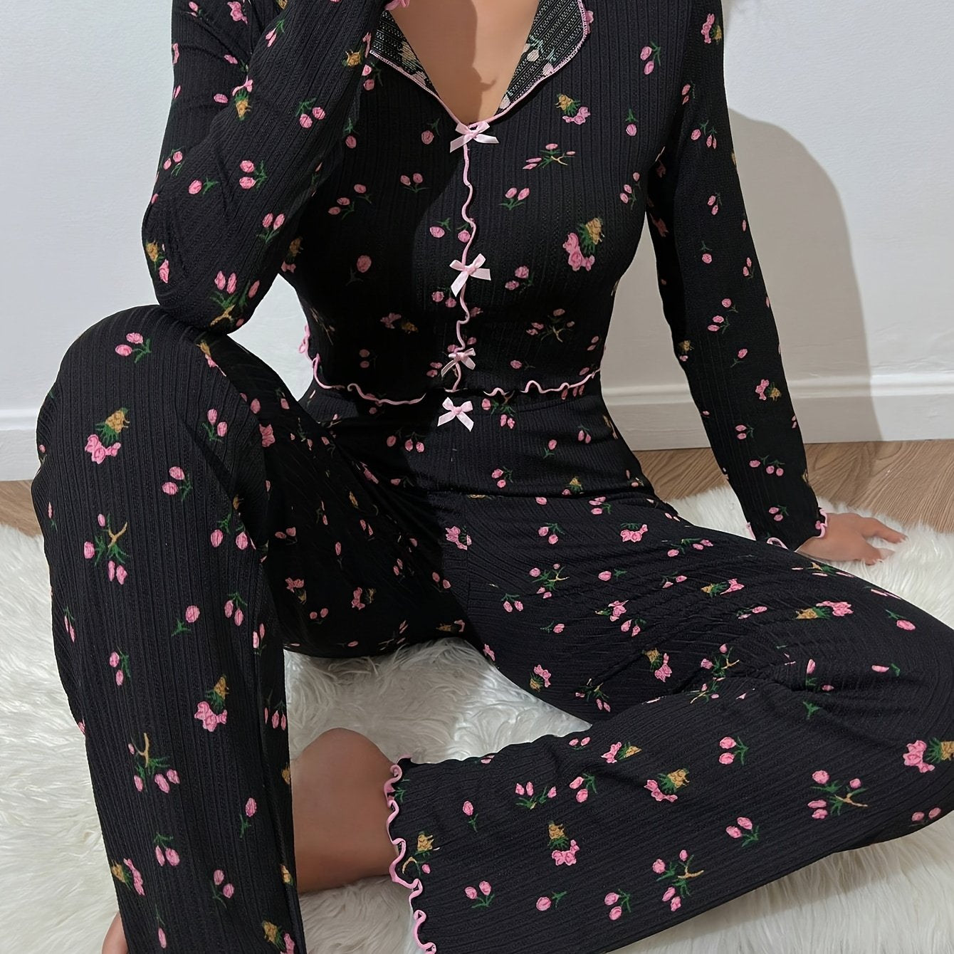 Women's Floral Print Pajama Set with Bow Detail Long Sleeve Top and Ribbed Pants for Fall