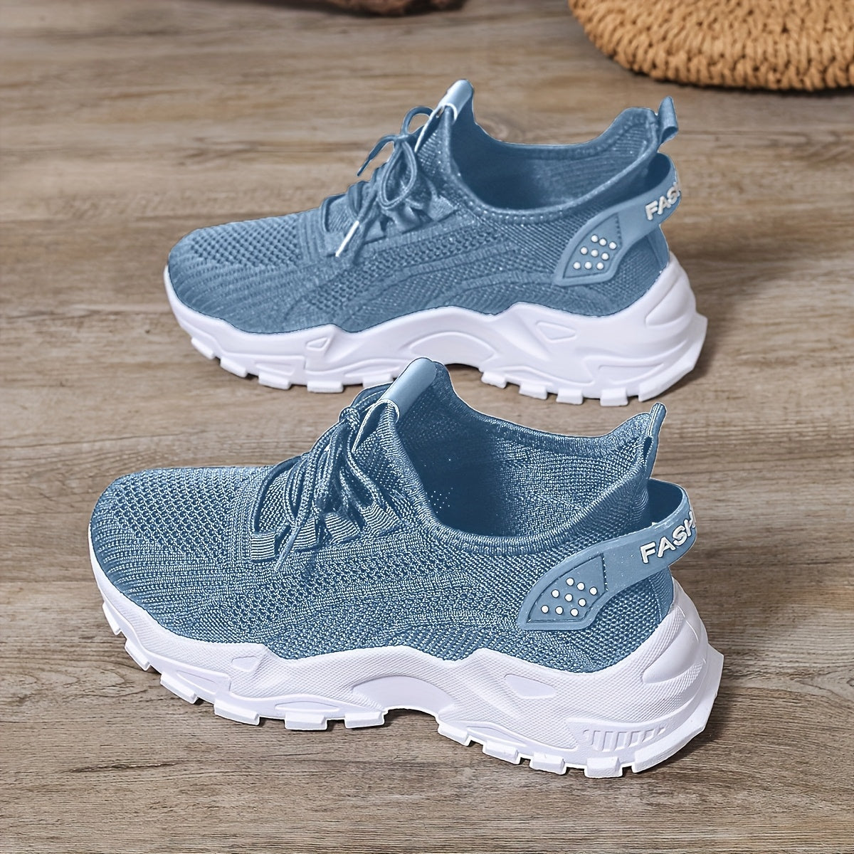 Unisex Breathable Knitted Sports Shoes Non-Slip Lace-Up Slip-On