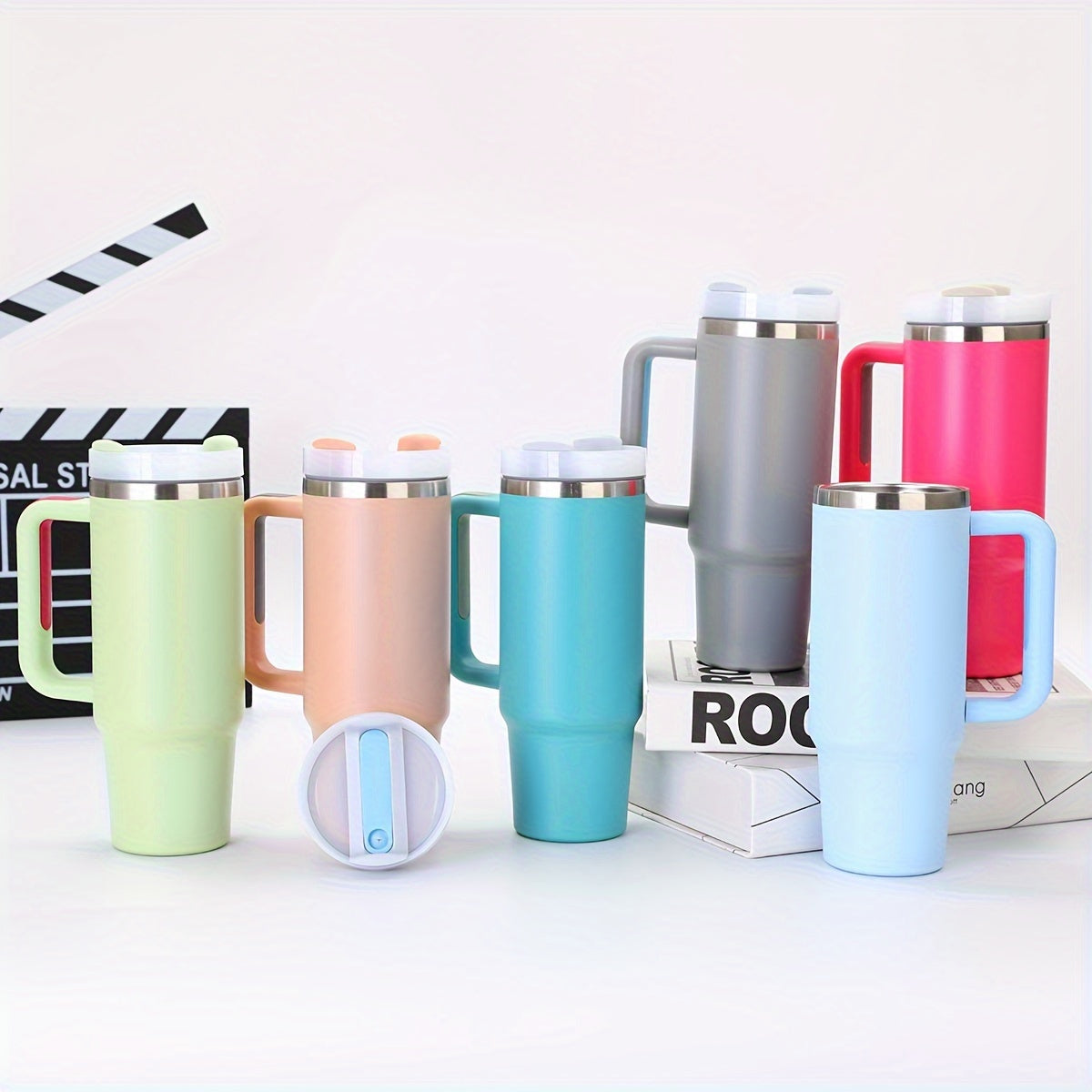 40oz zanglamaydigan po'latdan yasalgan issiqlik izolyatsiyali sayohat mug, tutqich va qopqoq bilan