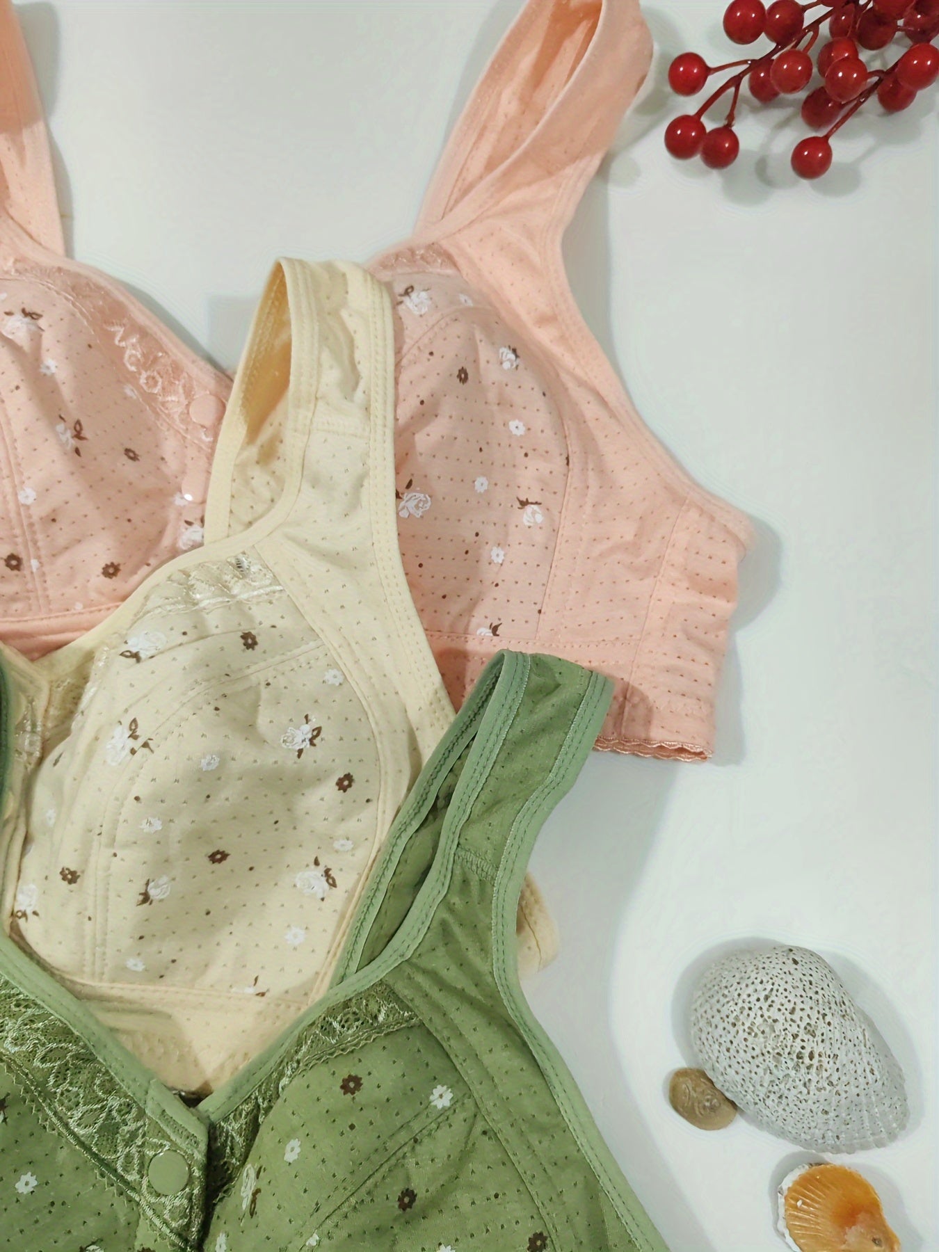 Women's Floral Print Wireless Bra Set with Front Buttons and Adjustable Straps