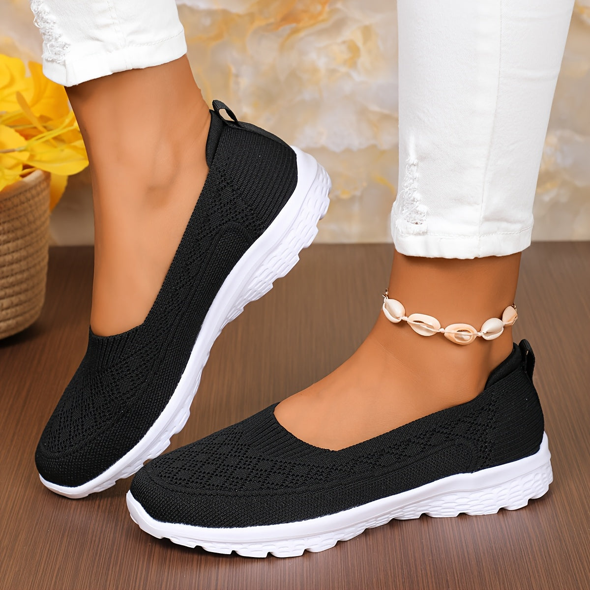Women's Casual Fashion Sneakers Lightweight Fabric Slip-On Walking Shoes