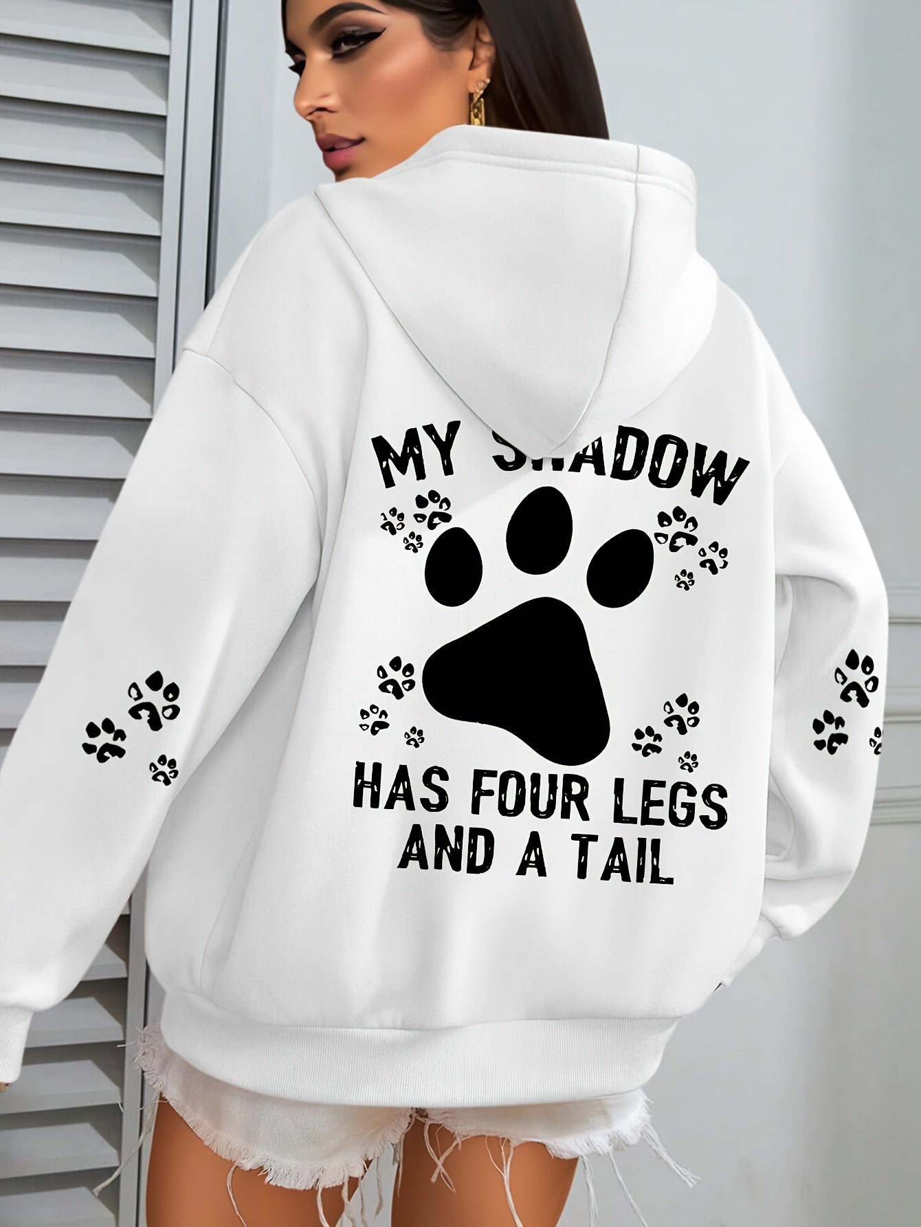 Plus Size Women's Casual Hoodie Graphic Pullover with Paw Print Design