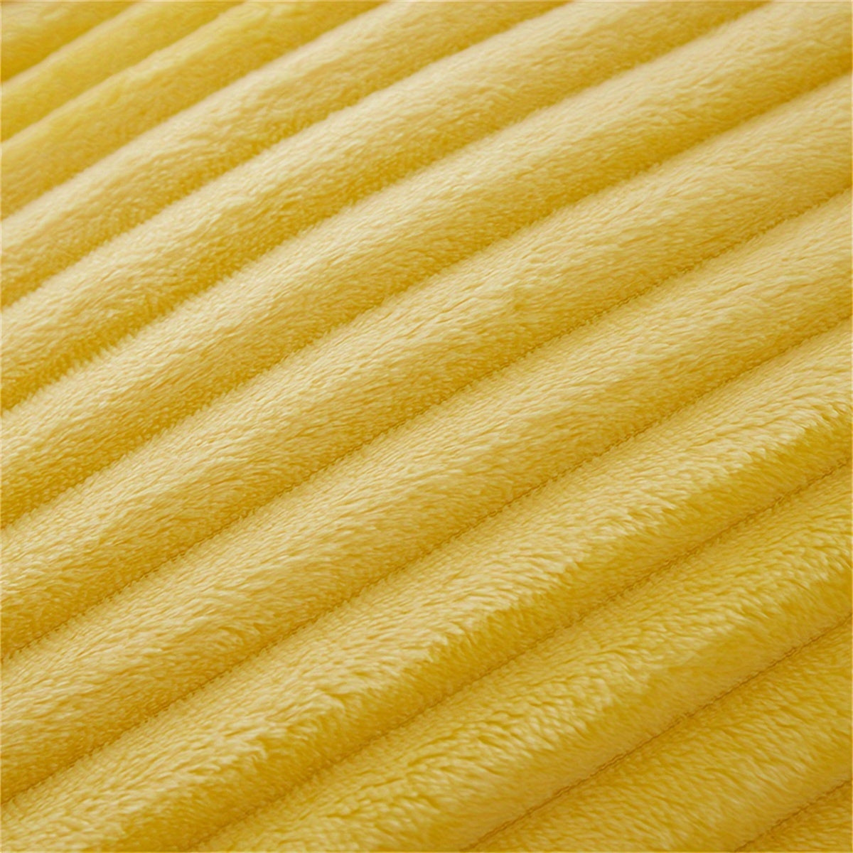 Yumshoq va qulay plush ko'rpa, sayohat, divan, yotoq va uy bezatish uchun mukammal. Oila va do'stlar uchun ideal sovg'a. Bu issiq ko'rpa divanda, ofisda, yotoqda yoki tabiatda uxlab olish uchun juda yaxshi. Har mavsum uchun ko'p maqsadli sovg'a ko'rpasi.