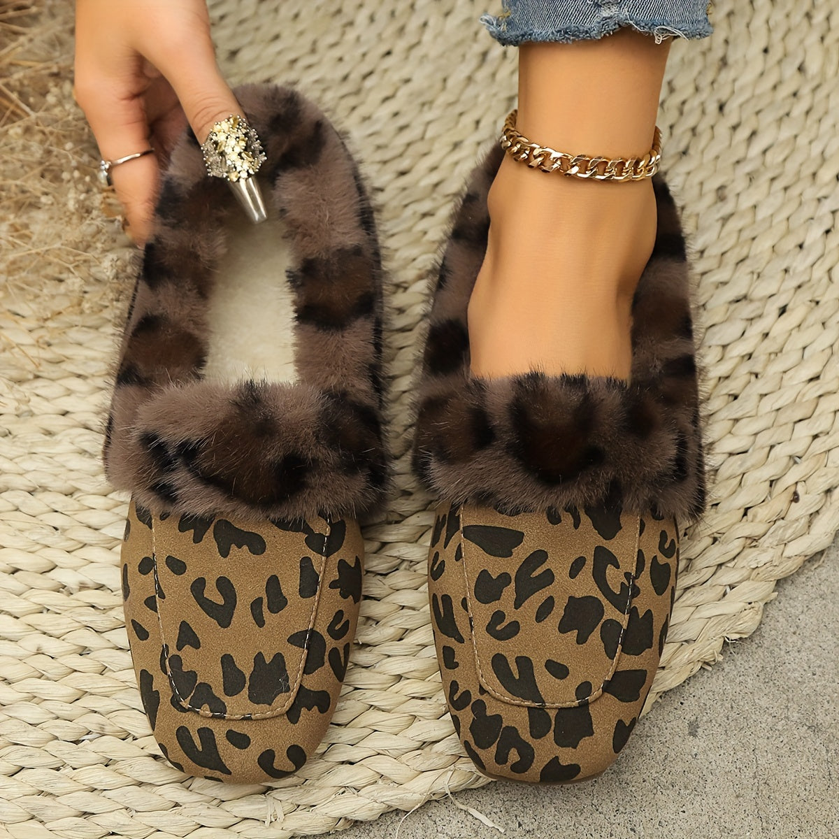 Women’s Leopard Print Plush Slippers Warm Faux Fur Indoor Shoes