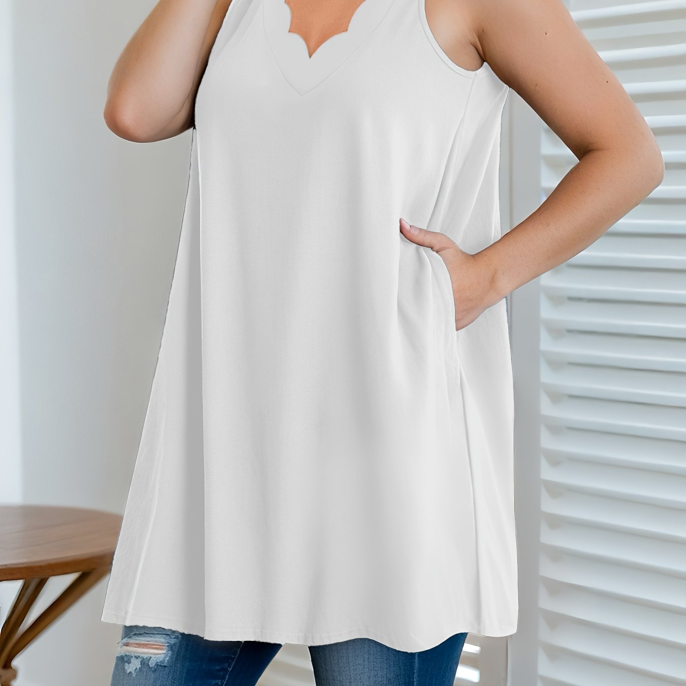 Women's Sleeveless Maxi Tank Top with Pockets V-Neck Solid Polyester Spandex