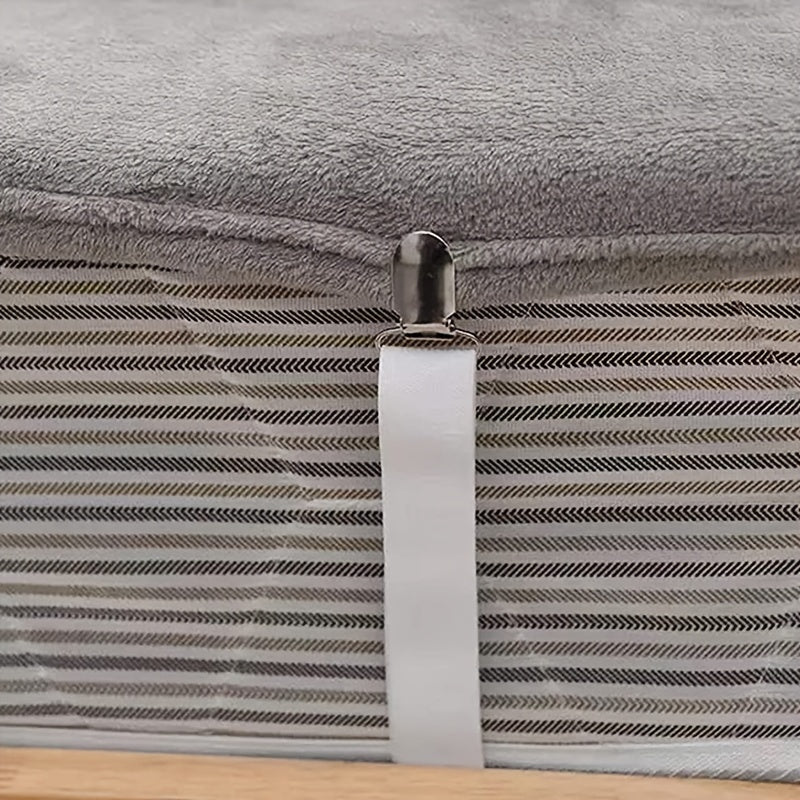 Set of 4 Non-Slip Sheet Clips and Fasteners for Fitted Sheets and Mattress Covers