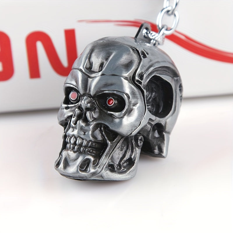 Red-Eyed Skull Keychain for Men Mini Zinc Alloy Car Keys Bag Gift