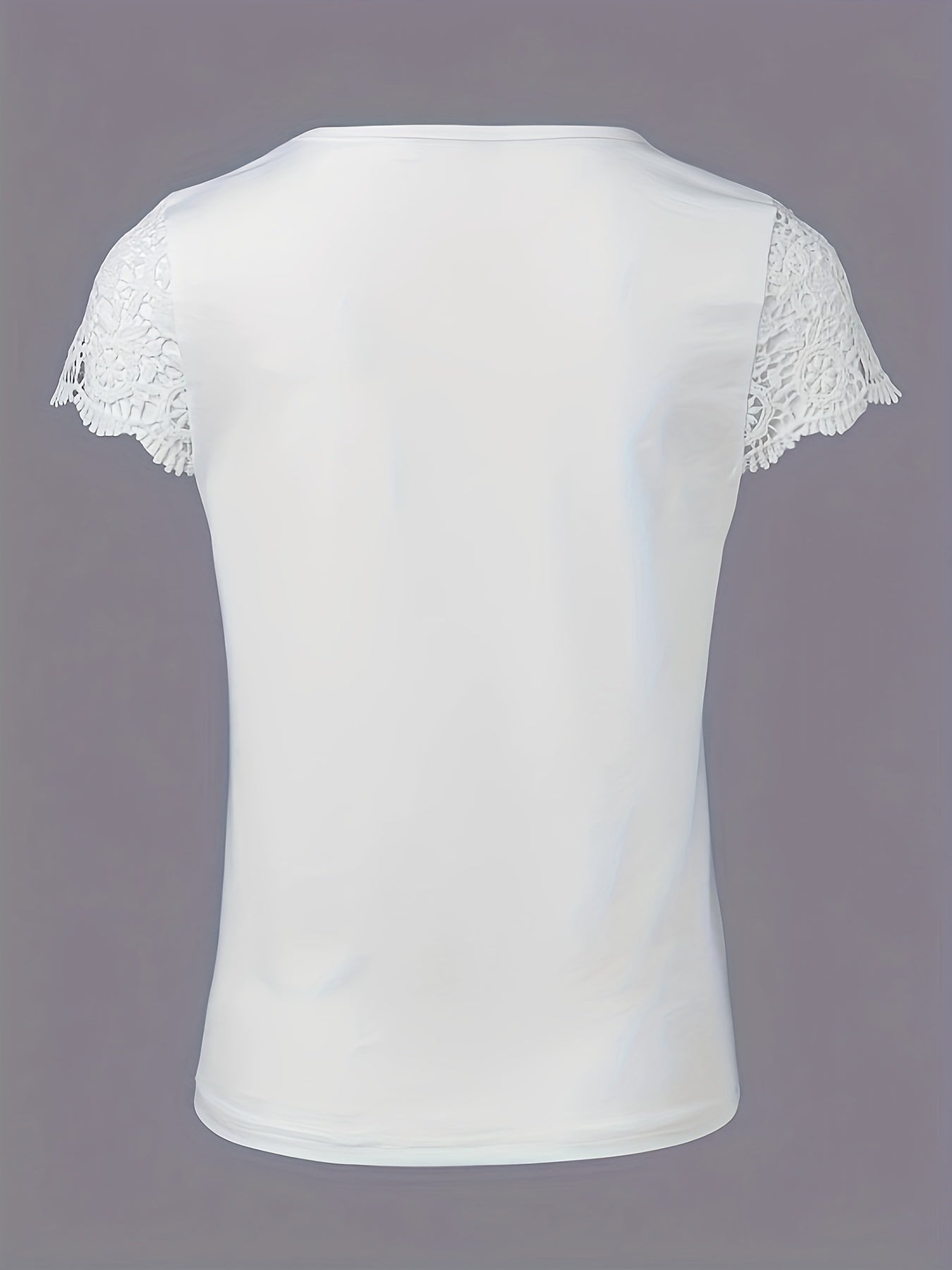 Plus Size Women's V-Neck T-Shirt with Butterfly Print and Lace Detailing