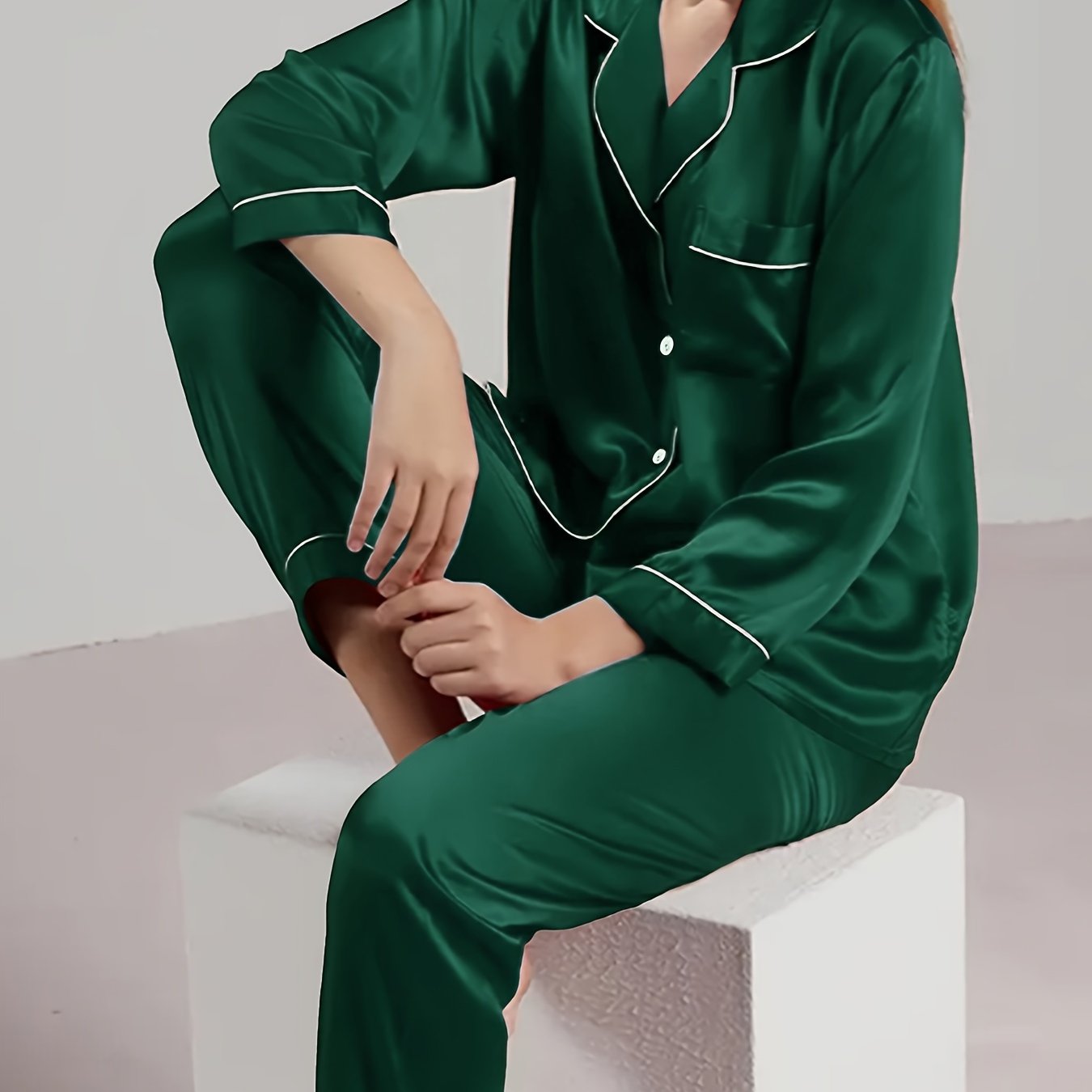 Women's Color Cardigan Pajama Set for Autumn with Long Sleeve Solid Pattern Polyester Elastane