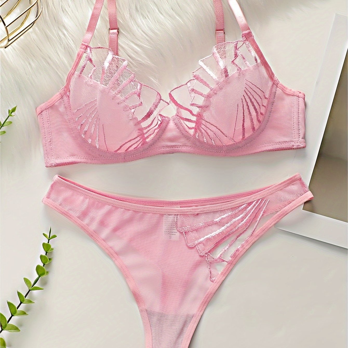 Women’s Colorblock Mesh Lingerie Set with Embroidery Underwire Bra and Thong