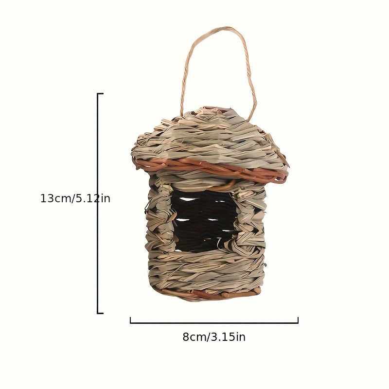 Handmade Straw Birdhouse for Garden Decor Attracts Various Bird Species