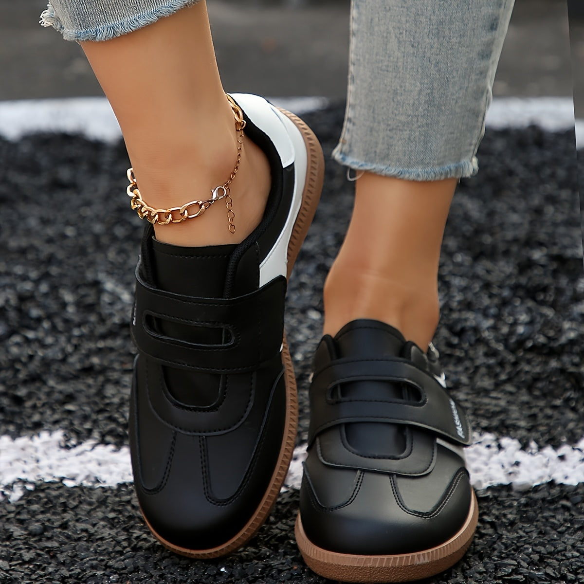 Women's Casual Flat Sneakers Colorblock Black White Spring Autumn Pair