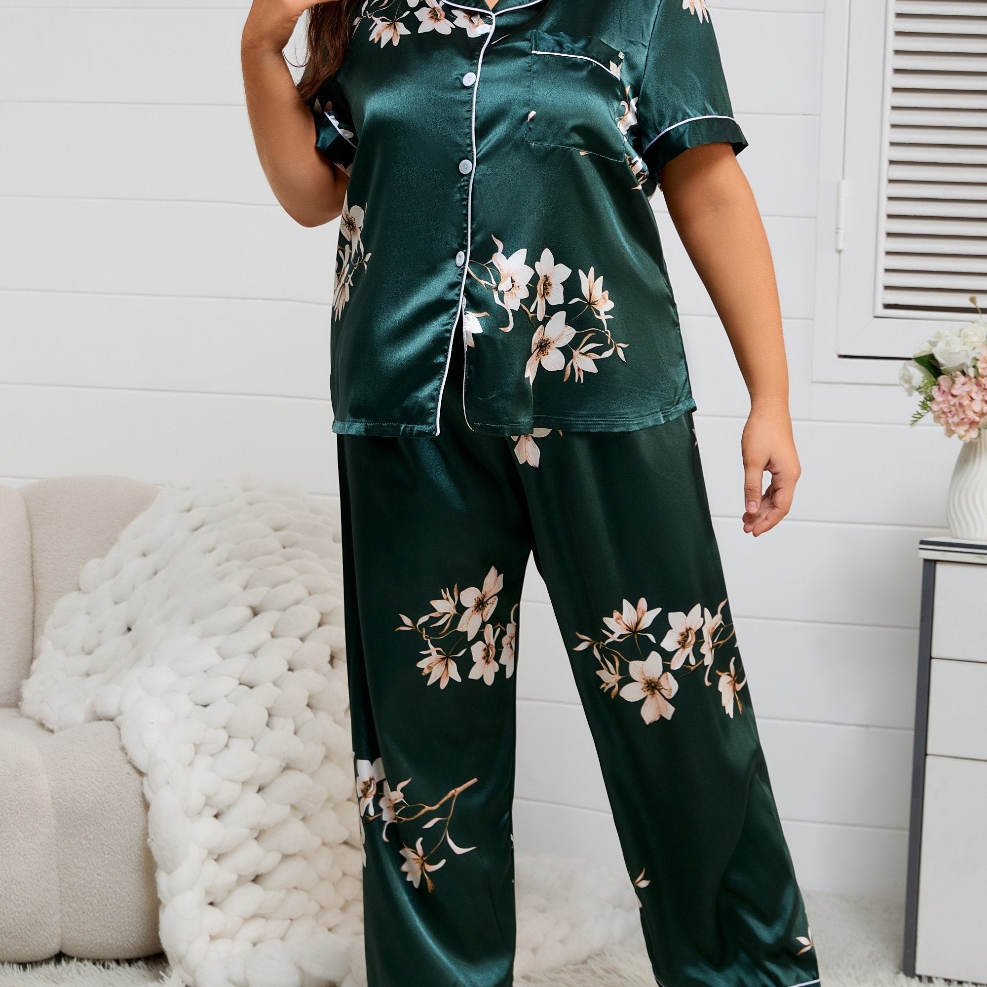 Rang-barang gullli pijama to'plami, kattalar uchun, barcha mavsumlar, katta o'lchamlar, qisqa qo'lqop