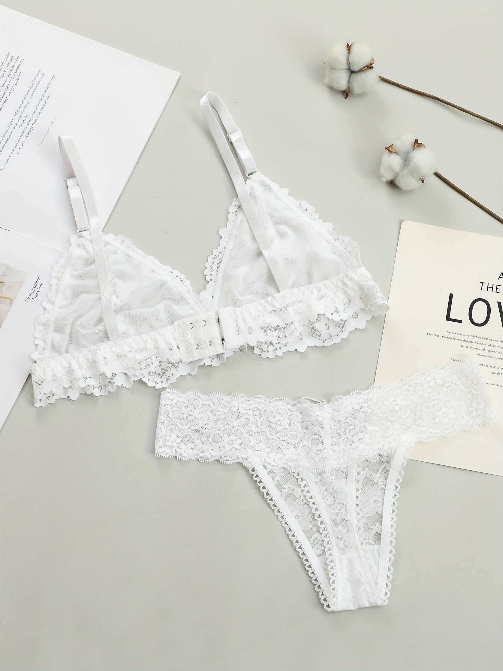 Women's Lace Lingerie Set Black and White Seamless Bralette and Panty 2-Piece