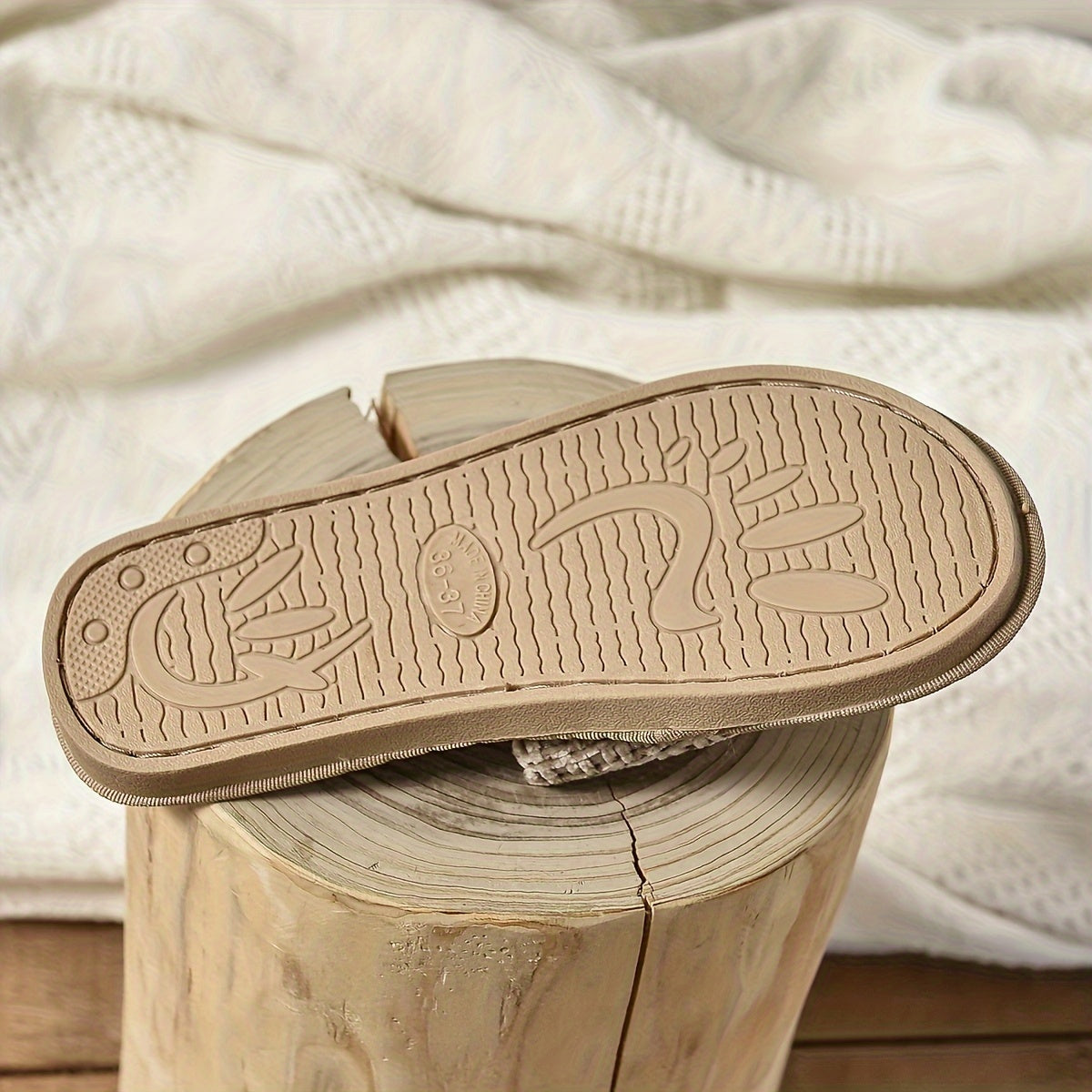 Женские мягкие тапочки из памяти с нескользящей подошвой