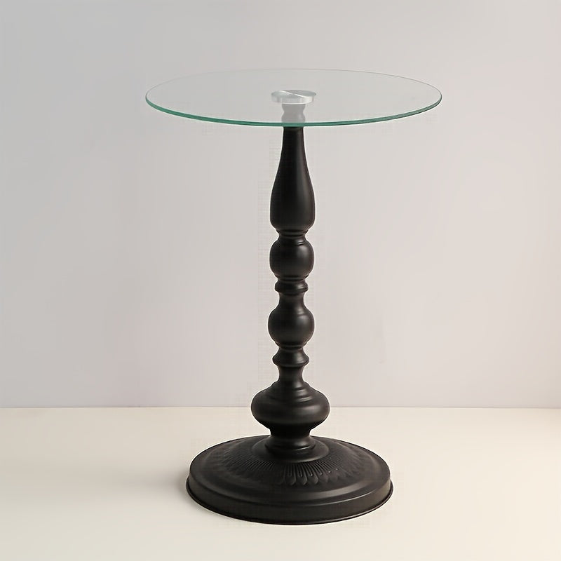 Skandinaviyalik Zamonaviy Minimalistik Burchak, Temir Qayta Ishlangan Ta'siri Bilan: Yotoqxona Qahva Stoli, Balkon To'plami, Kichik Dumaloq Stol, Divan va Temperli Shisha Mehmonxona Mebelini O'z Ichiga Oladi, Zamonaviy Uy Bezash Uchun.