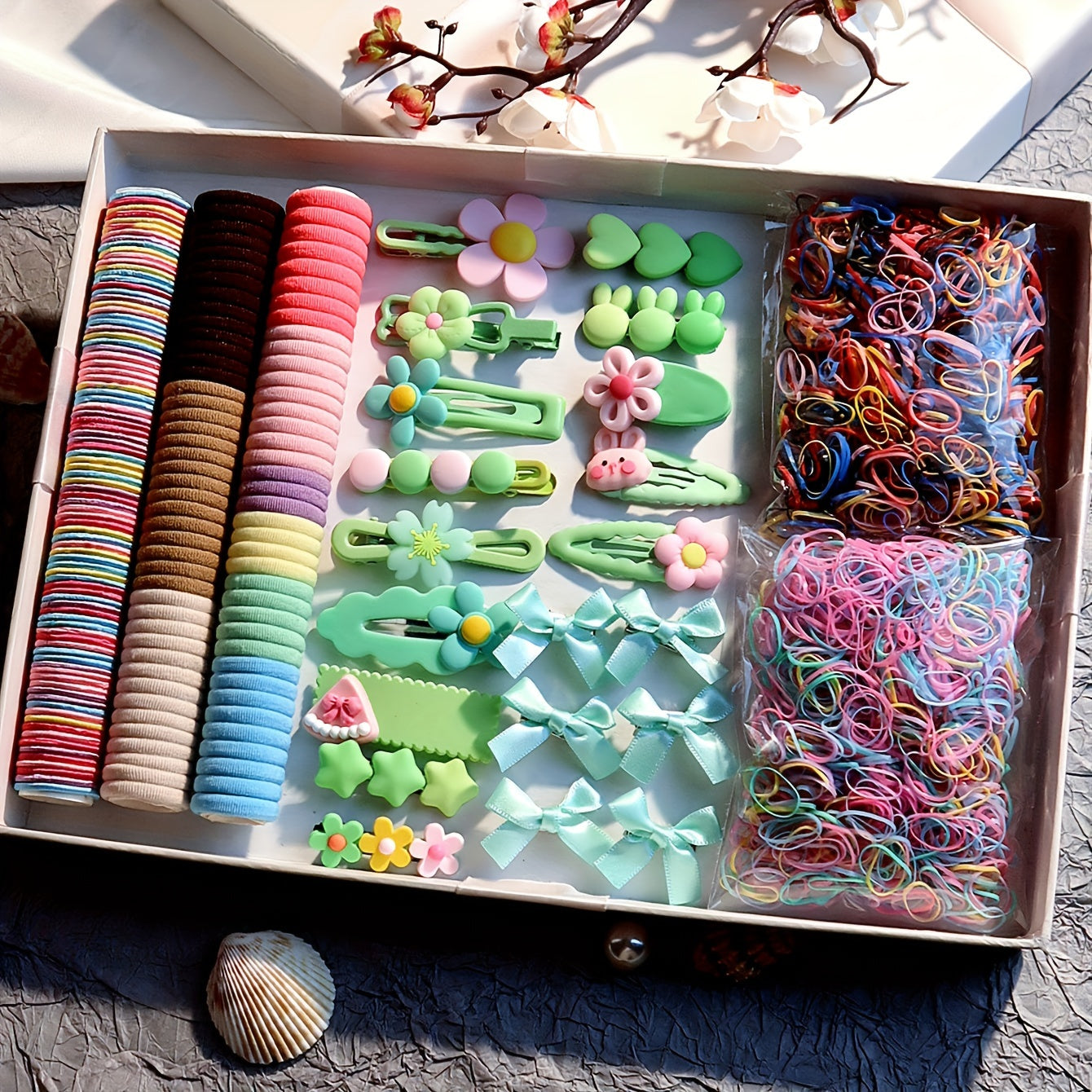 Hair Accessory Set with 2170 Pieces Floral Resin Clips and Seamless Bands for Girls and Women