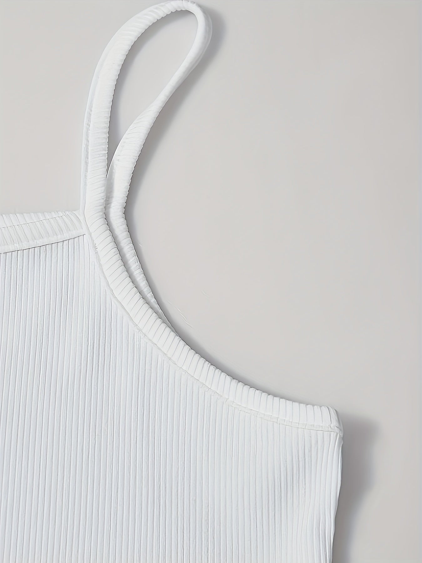 Girls' Casual Outfit Set with Hooded Pullover, Tank Top, and Cargo Pants for Spring Fall