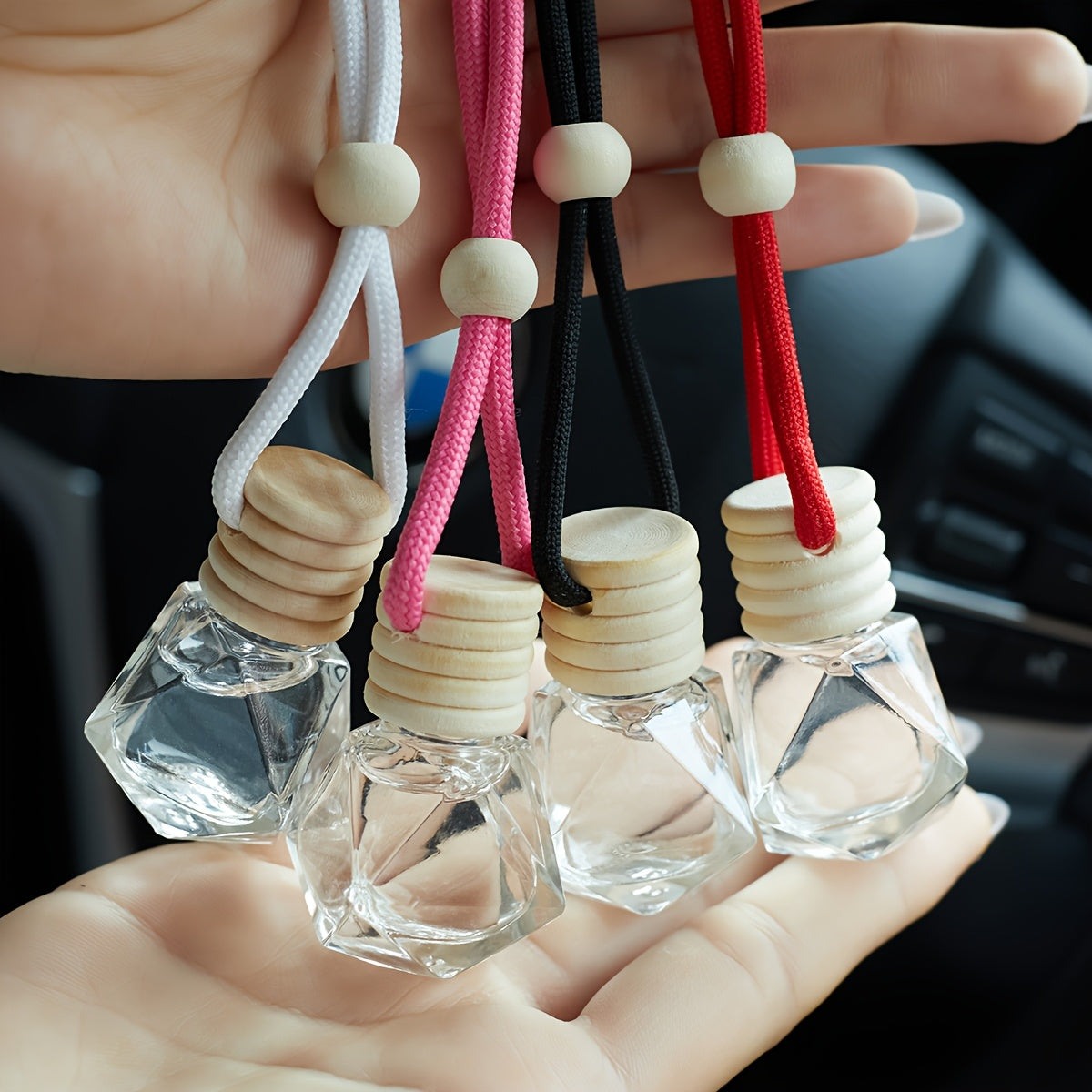 Uzun muddat davomida avtomobil havo tozalovchi va aromatizator, asosiy yog'lar bilan