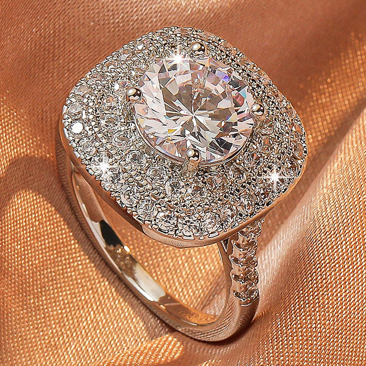 Women's Zirconia Ring for Weddings and Special Events