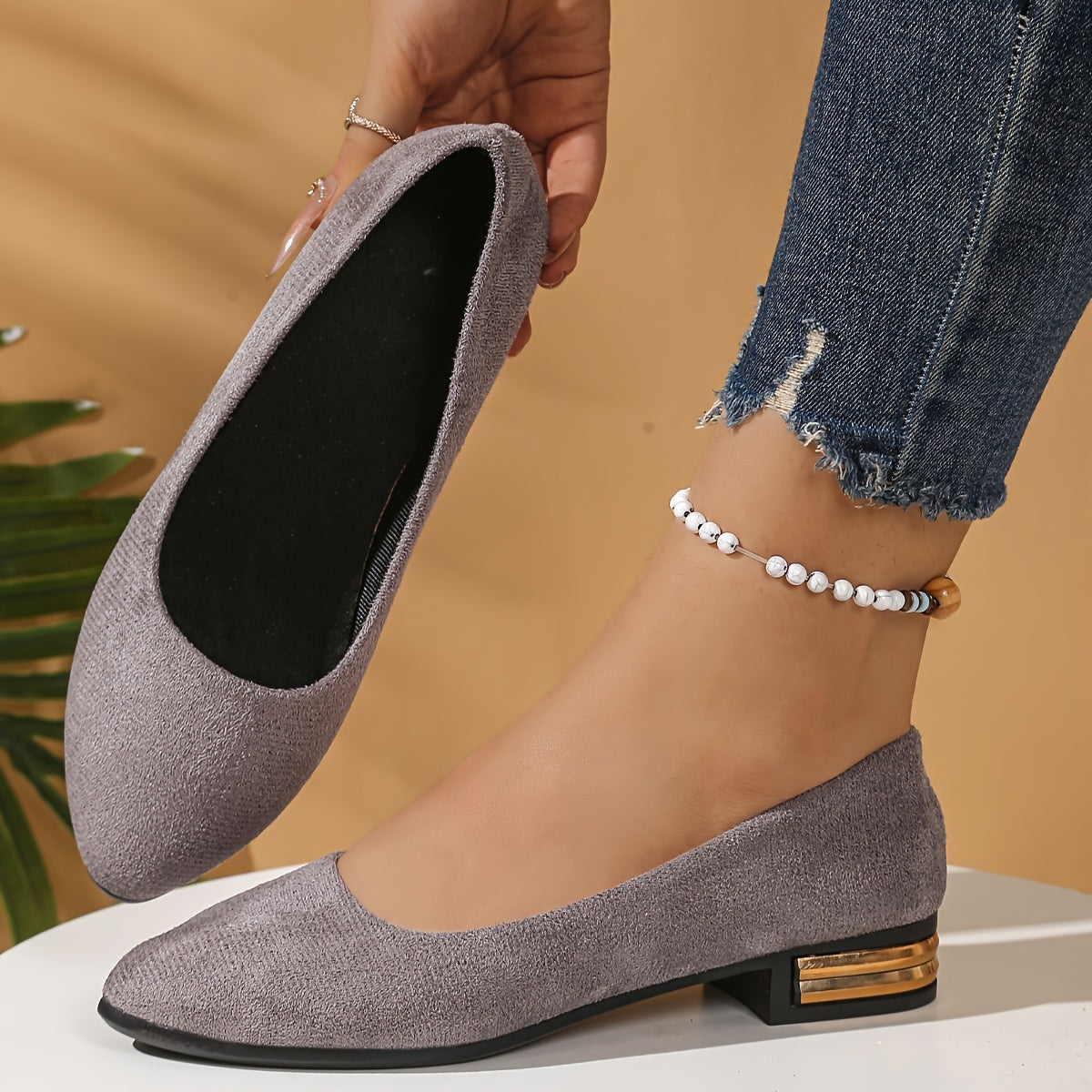 Women's Lightweight Slip-On Flats for Outdoor Casual Wear