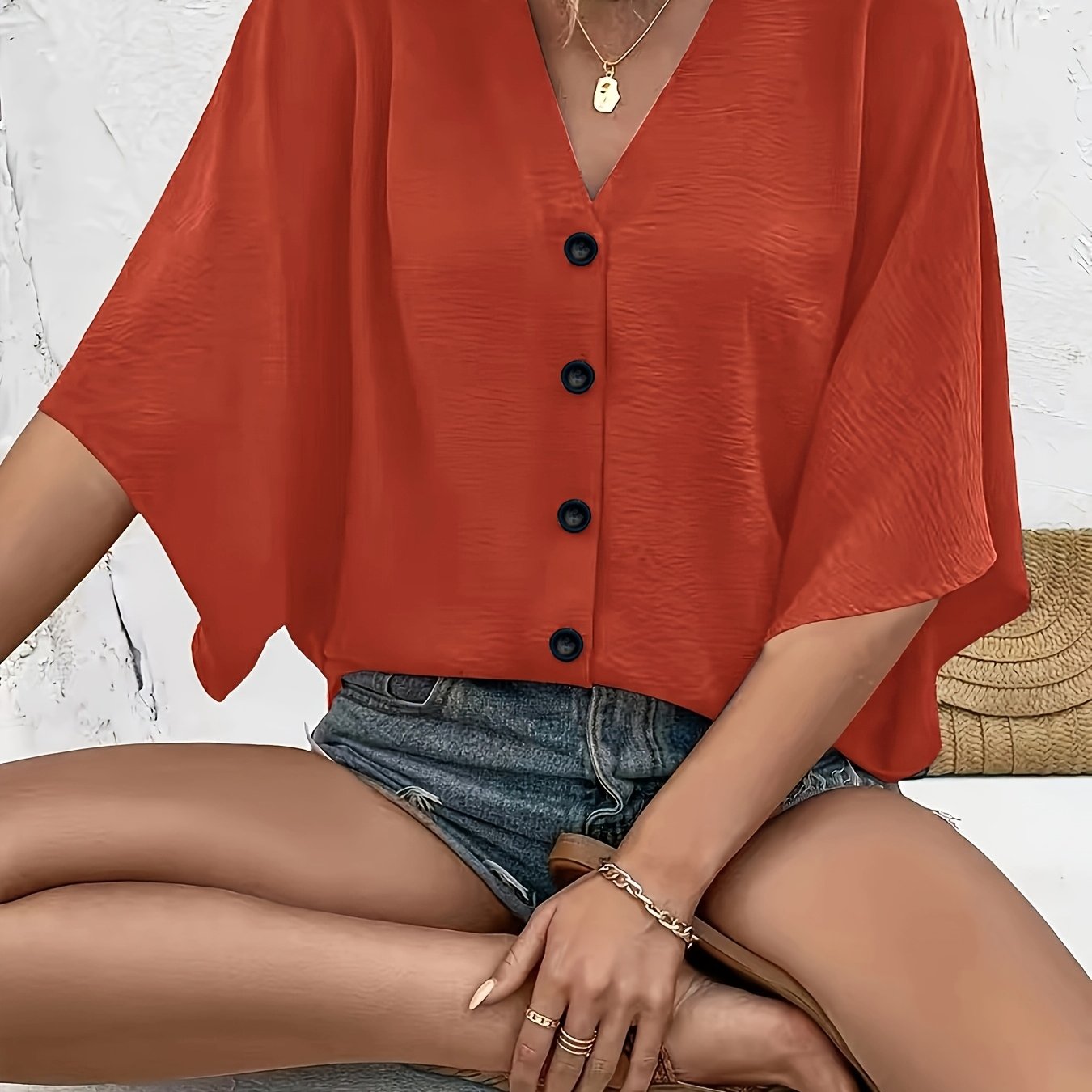 Ayollar bej V-shakllı kofta keng bo‘yinli, keng yengli, kundalik ko‘ylak, bahor yoz