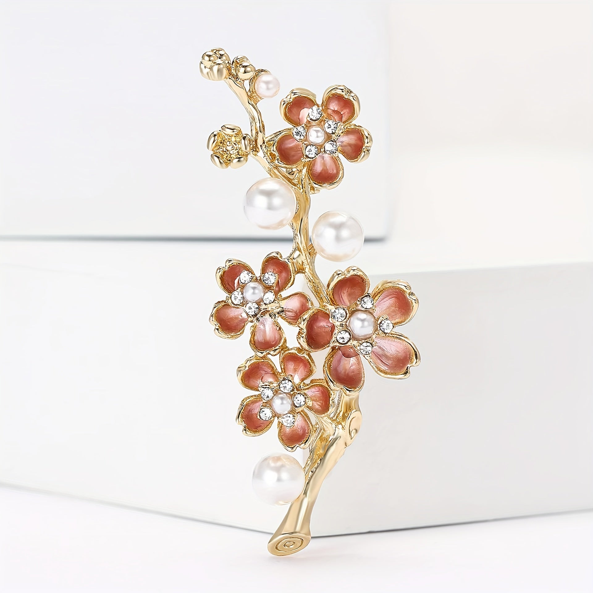 Floral Brooch with Pearls and Enamel for Women's Fashion Alloy Pin