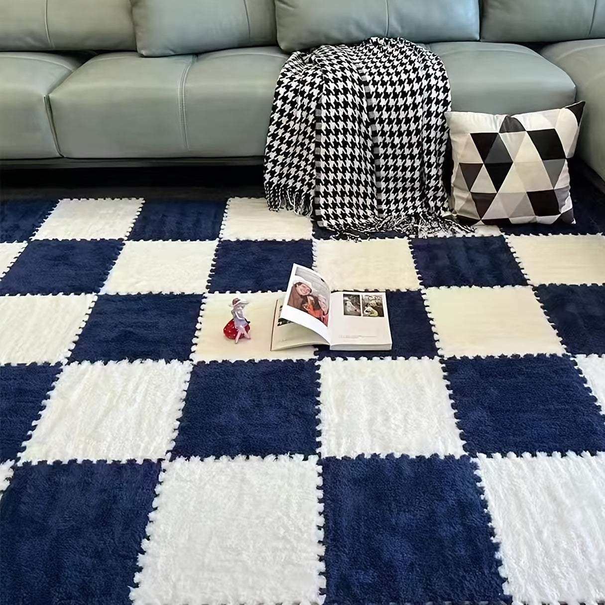 Juego de 24 alfombrillas de felpa floral entrelazadas de forma cuadrada para salón y dormitorio