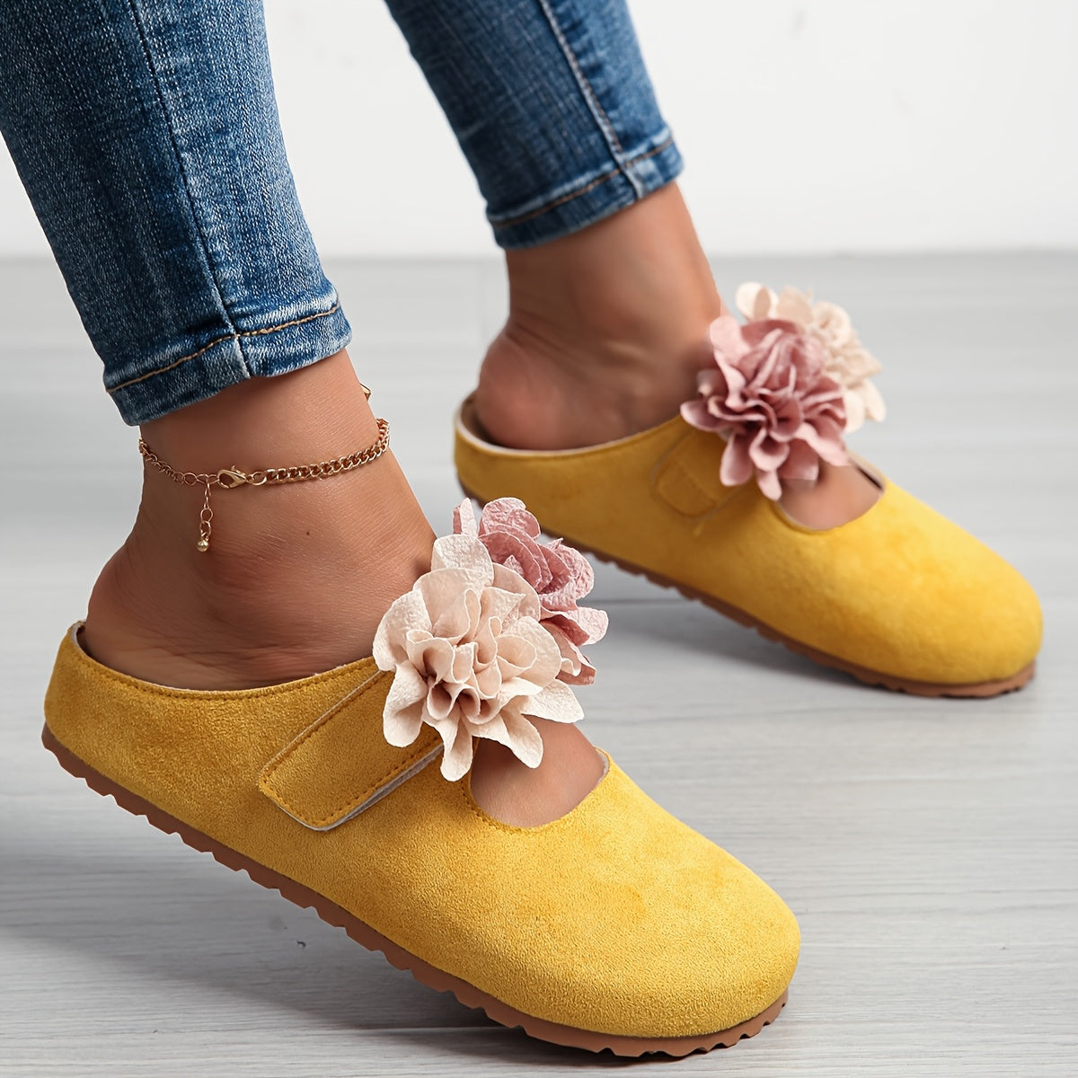 Women's Slip-On Floral Shoes Cushioned EVA Sole Pastel Pink Yellow Beige Brown