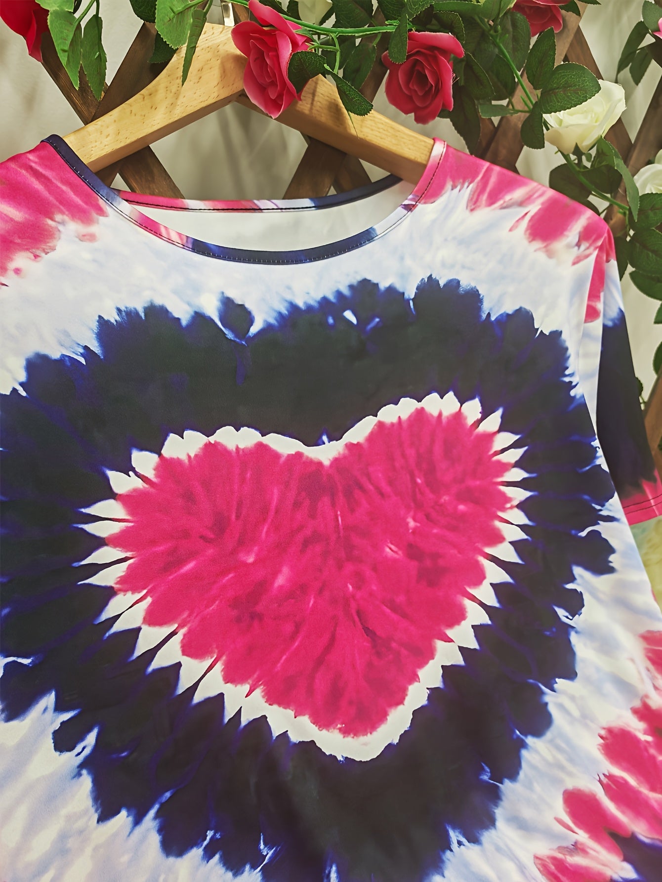 Plus Size Women's Tie-Dye Heart Print T-Shirt Casual Short Sleeve Top in Blue, Orange, Black