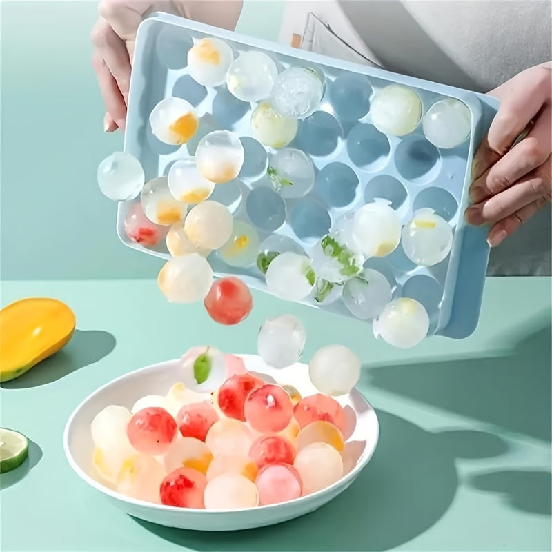 Round Ice Mold PP Material 32 Blue Pink Ice Cubes for Summer Drinks