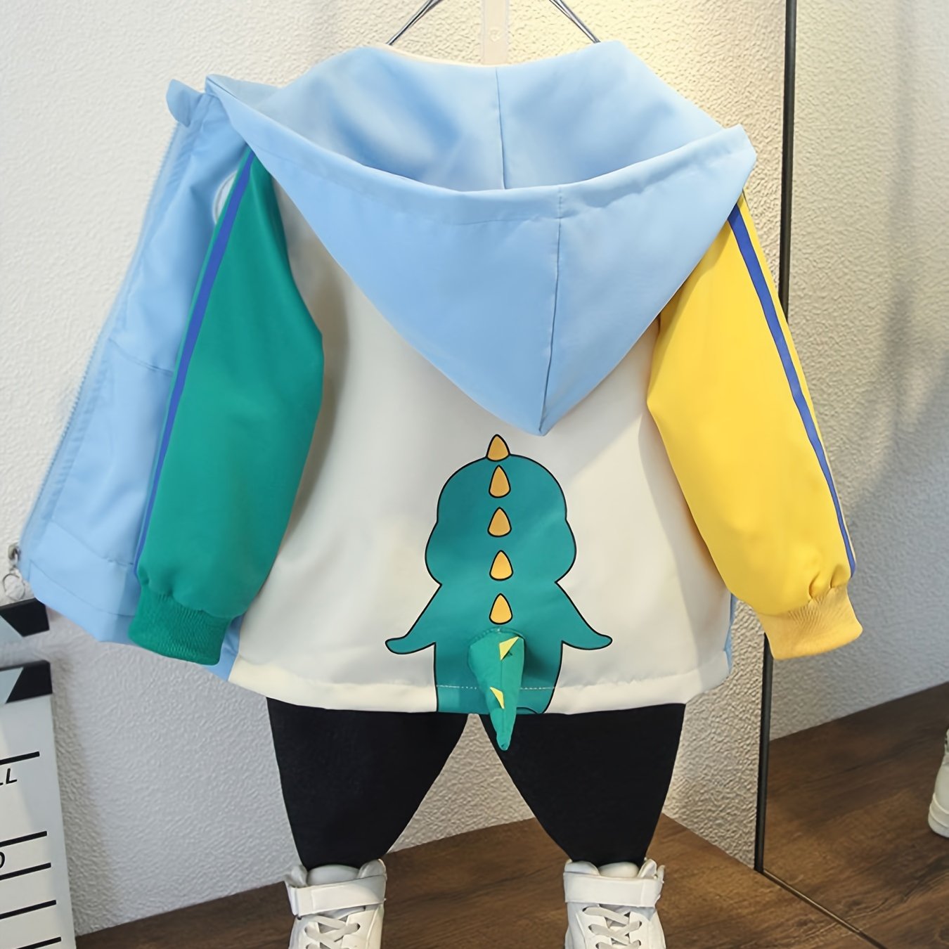 Boy's Hooded Coat with Dinosaur Patterns for Spring and Fall Outdoor Activities