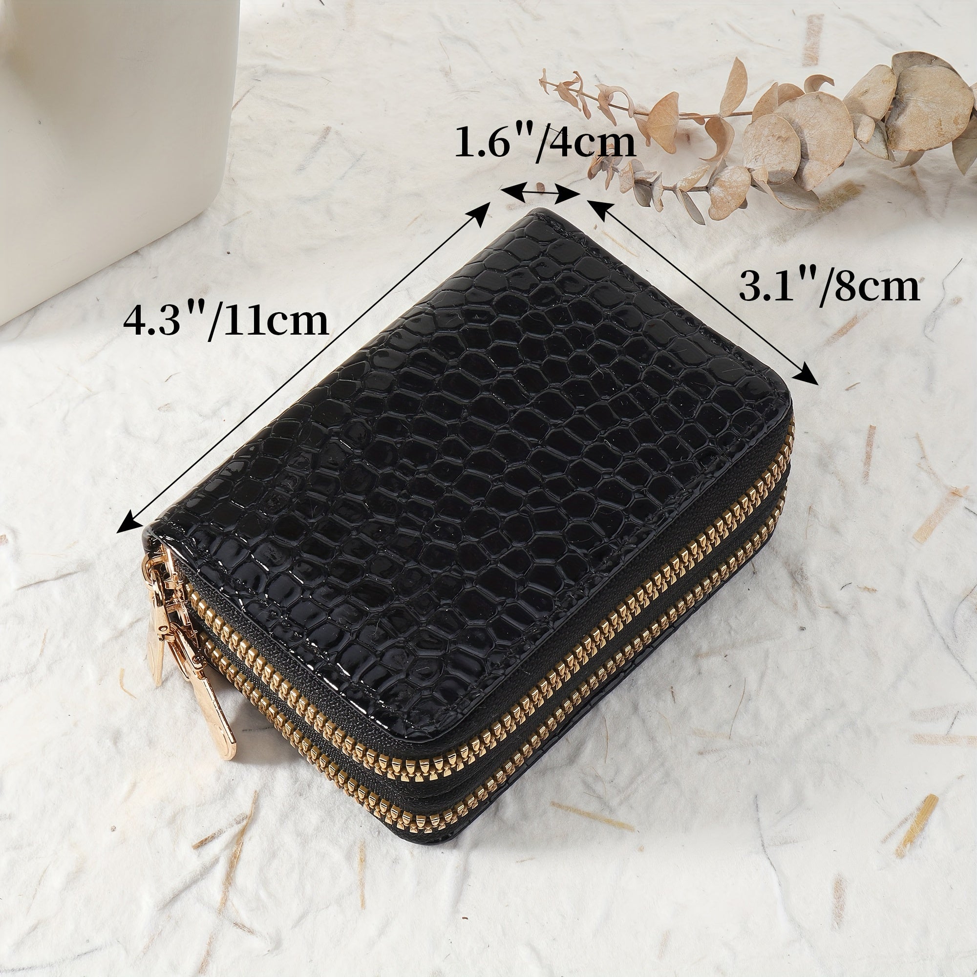 Women's Crocodile Pattern Synthetic Leather Zipper Wallet with Card Slots in Multiple Colors